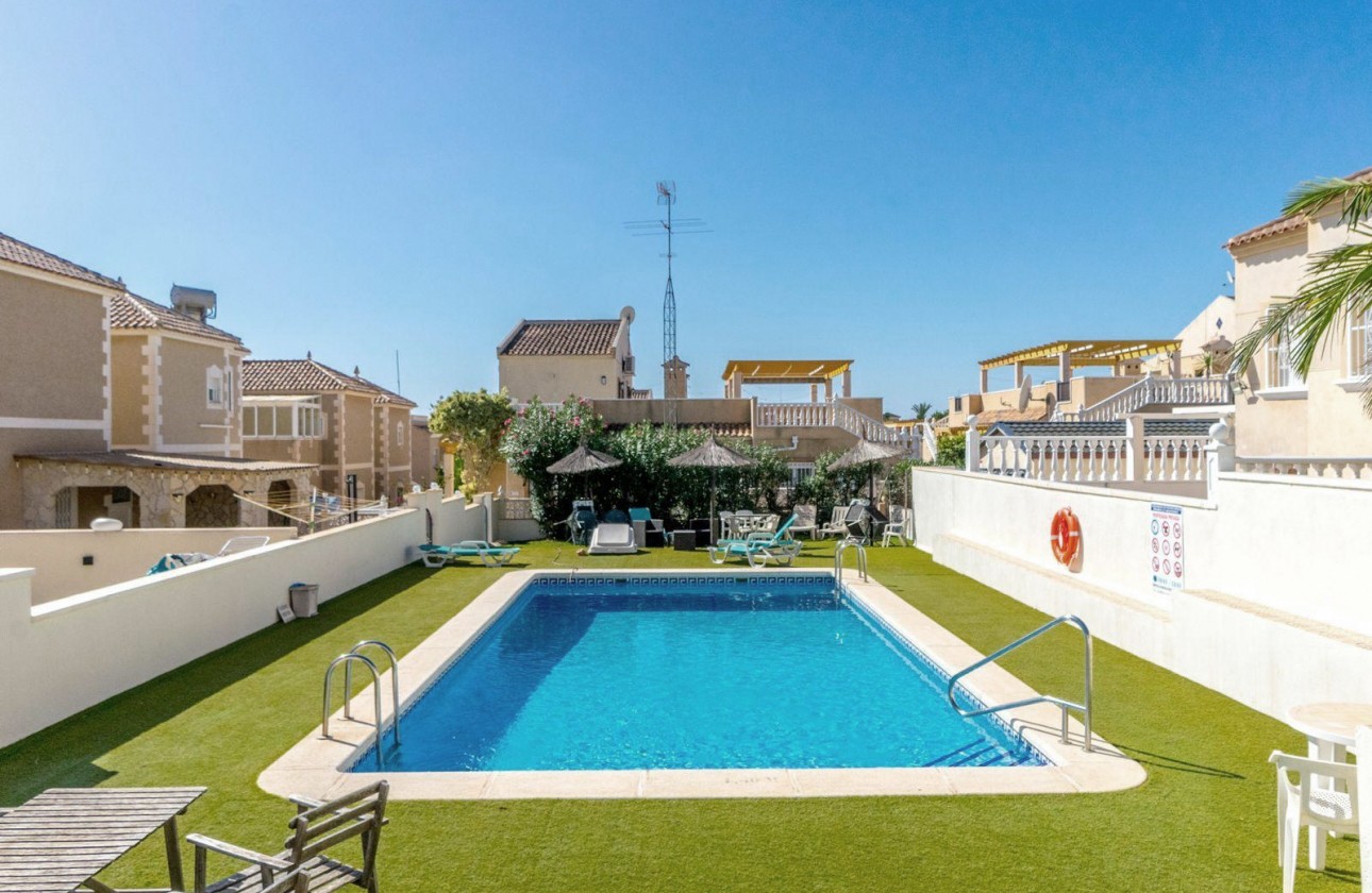o_1jj1icppiekh8ipdq1m9dteq1j Alicante – Sunrise Dream Properties