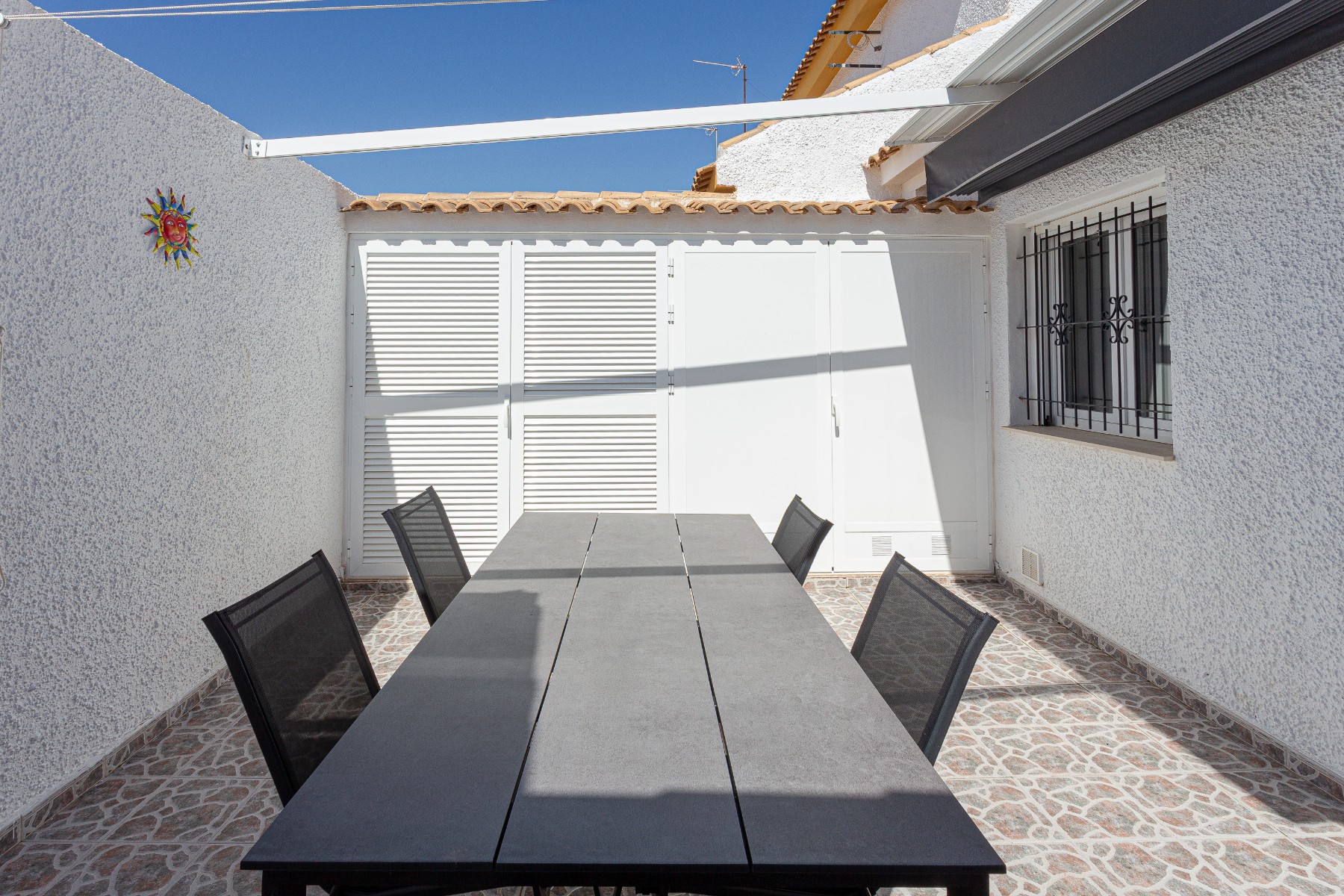 o_1jk0o06bm7va1rnj1jve1osld4k2o Villa in Pilar de La Horadada, Alicante
