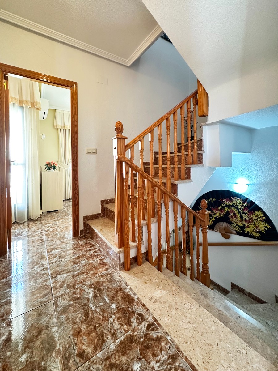 o_1jkg65oco16ufatqvh31b01noj3r Town House in Orihuela Costa, Alicante