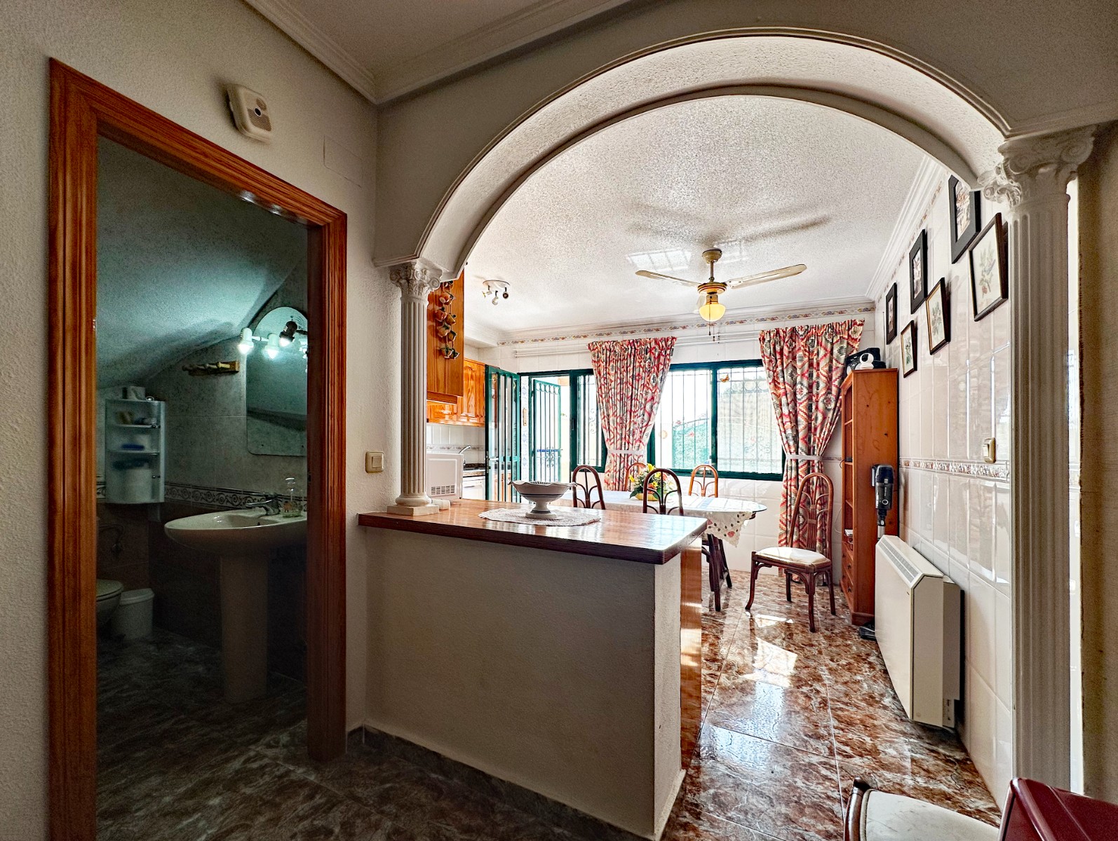 o_1jkg65oco56j7fu19ks1vfnkjg39 Town House in Orihuela Costa, Alicante