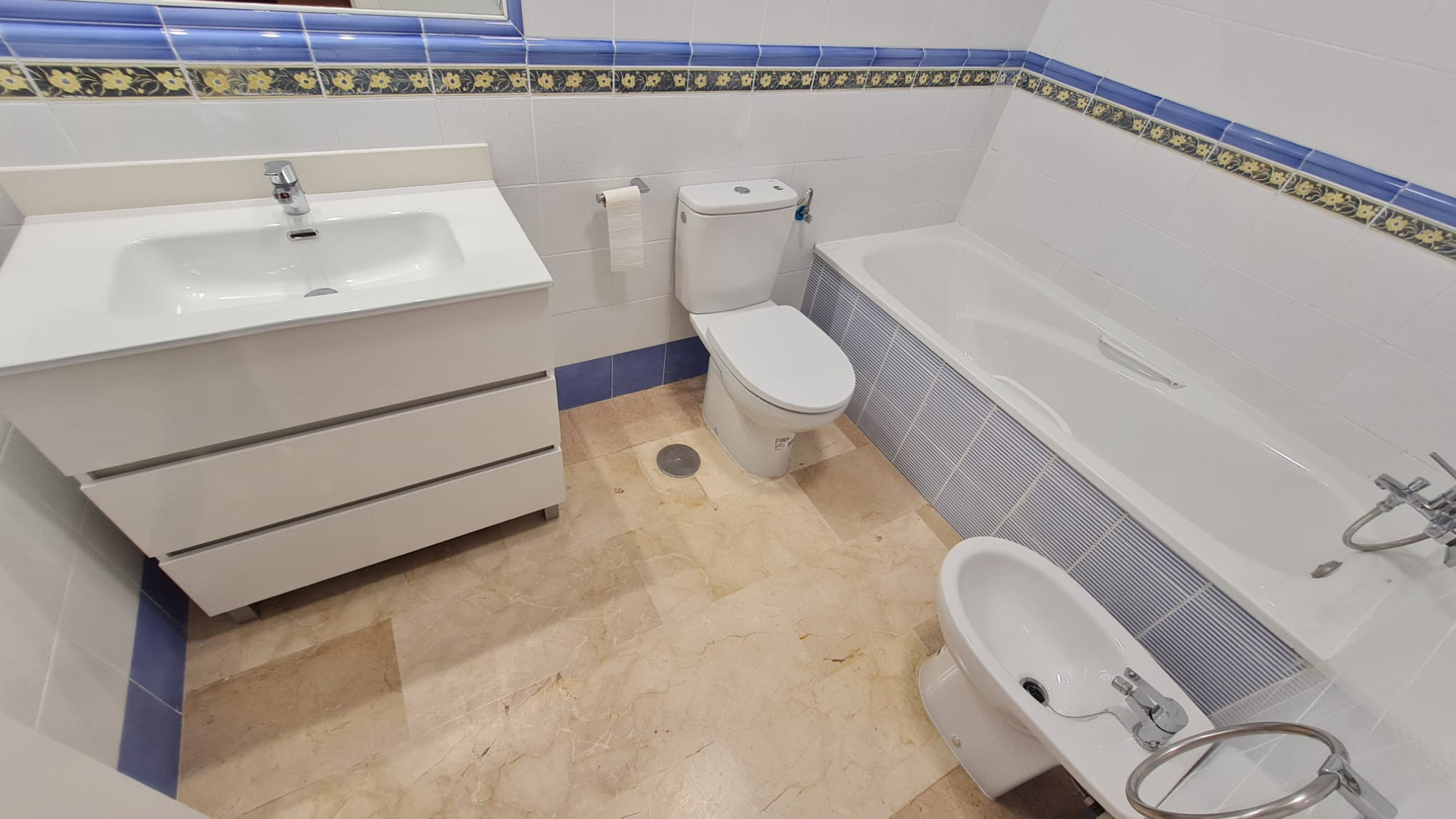 o_1jkoa02eu1lcrsjs1k49nee10nr3i Bungalow in Villamartin, Alicante