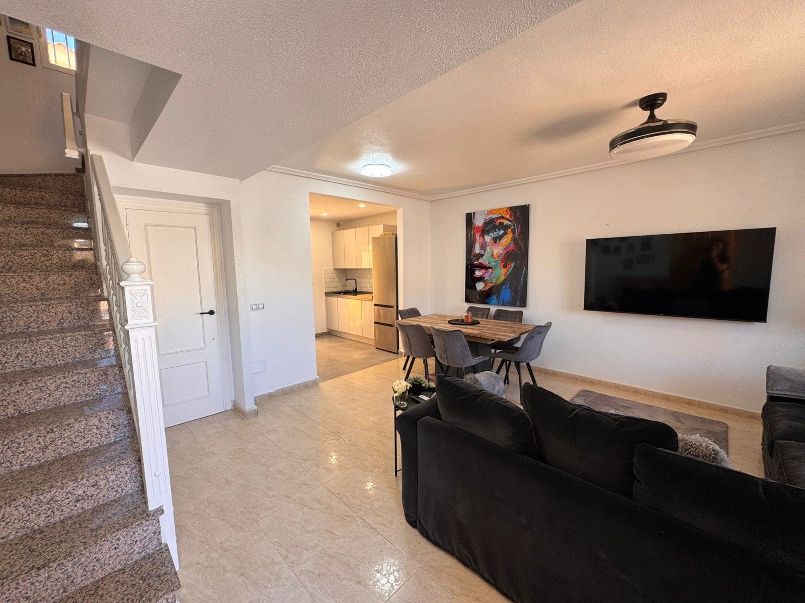 o_1jl6kqhkl1e2g1eh42f3bsptmo2n