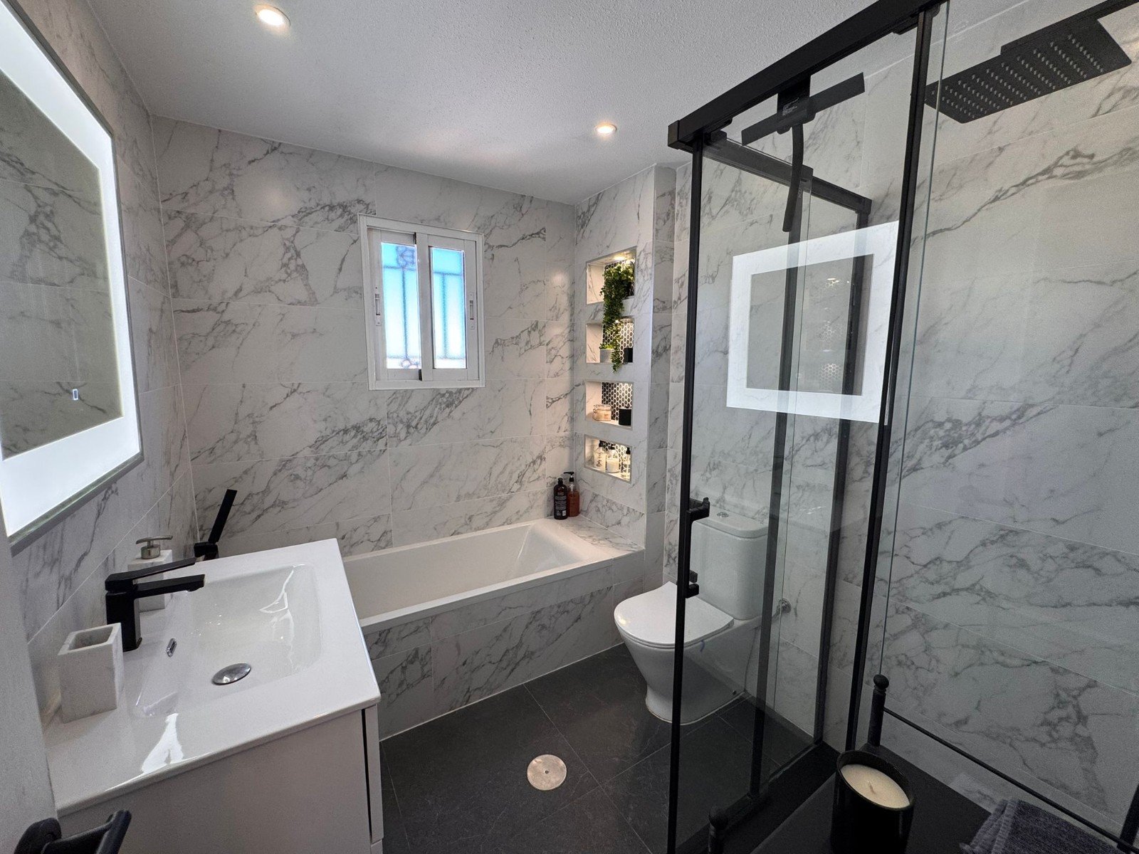 o_1jl6kqhkl1kin1a41i4m14tq1io038