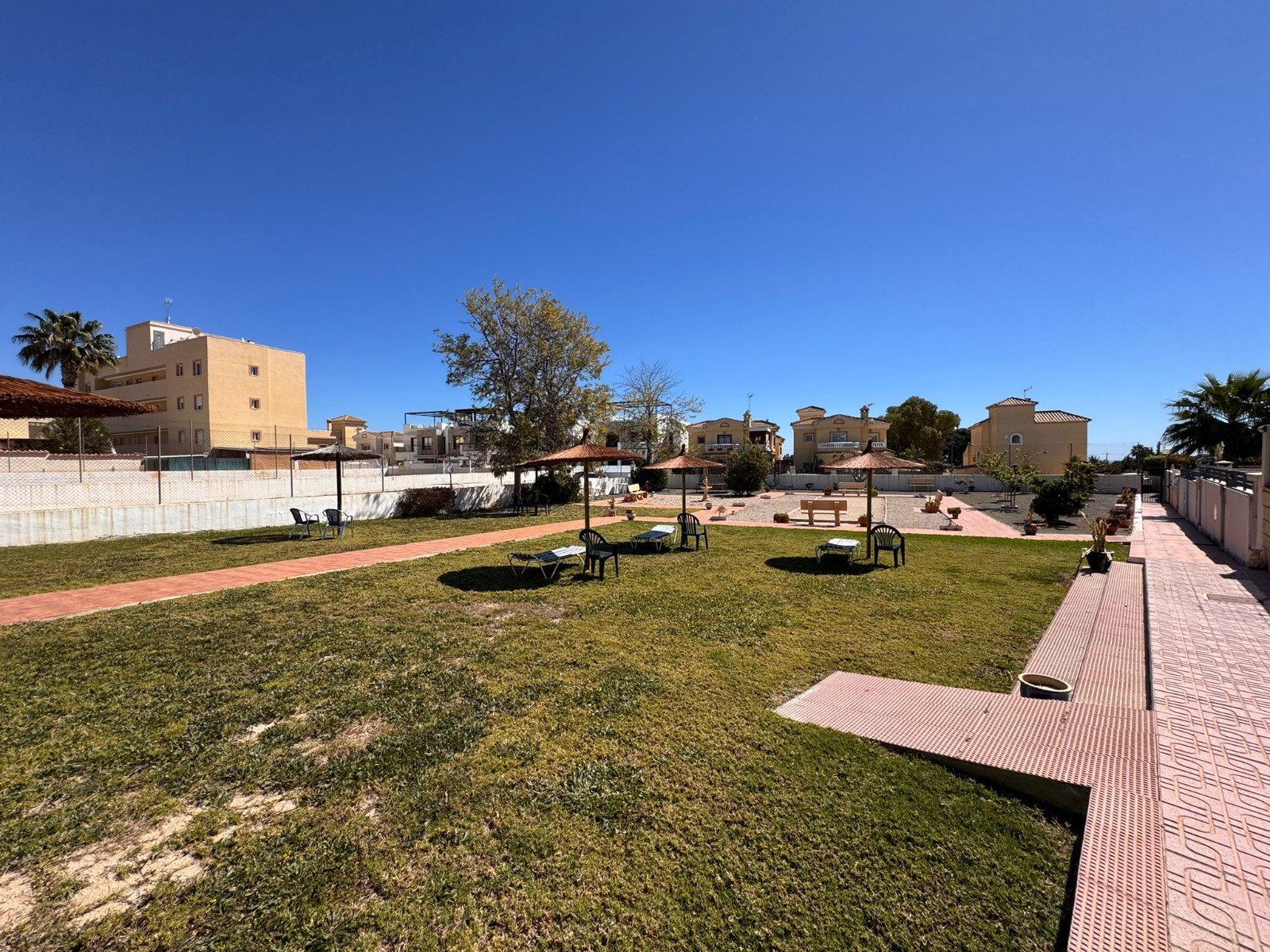 o_1jl6kqhkl1l56tr6uvv10qo1n0n3l