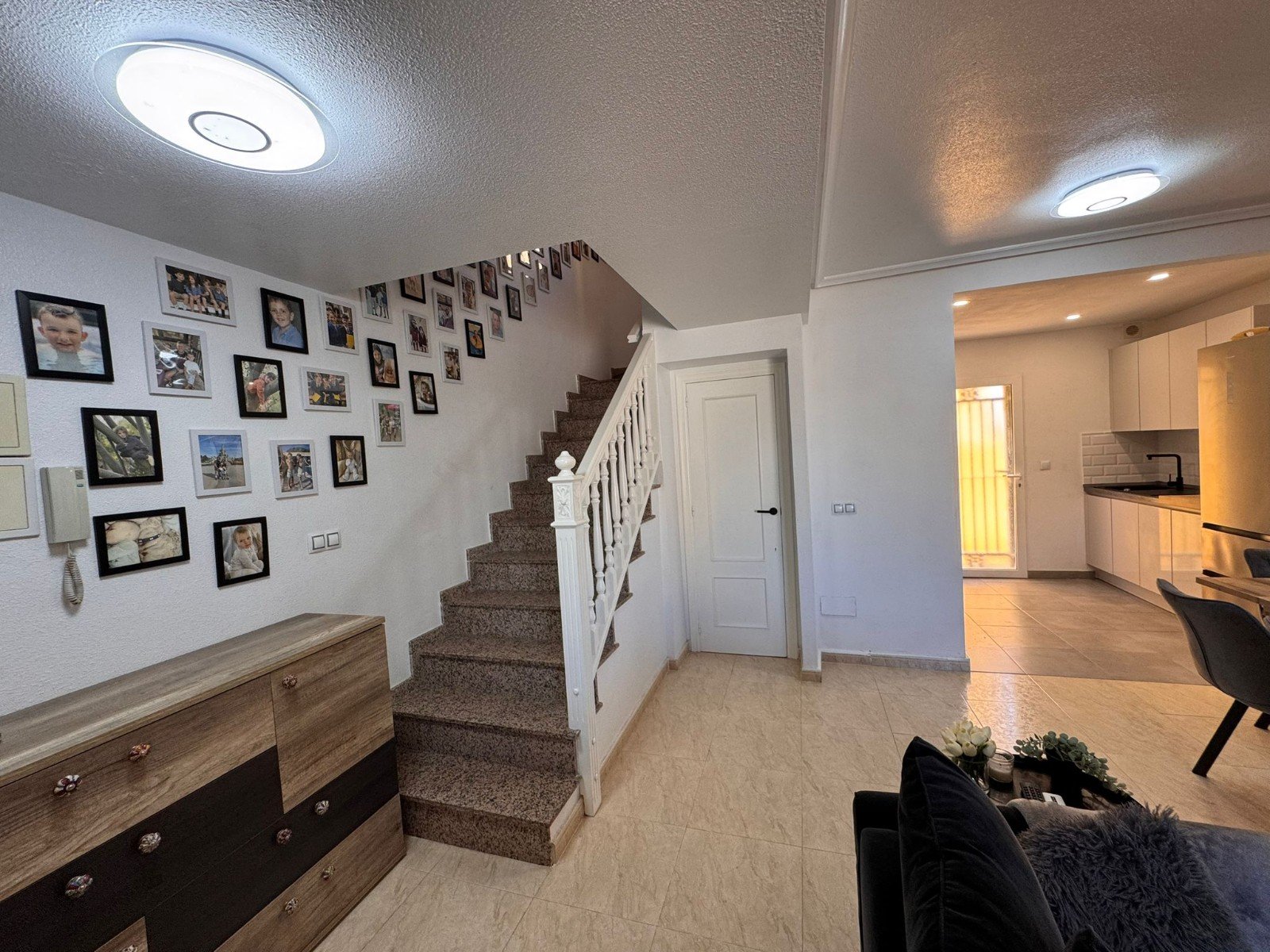 o_1jl6kqhkl1p0ca56il0cjd1u082r