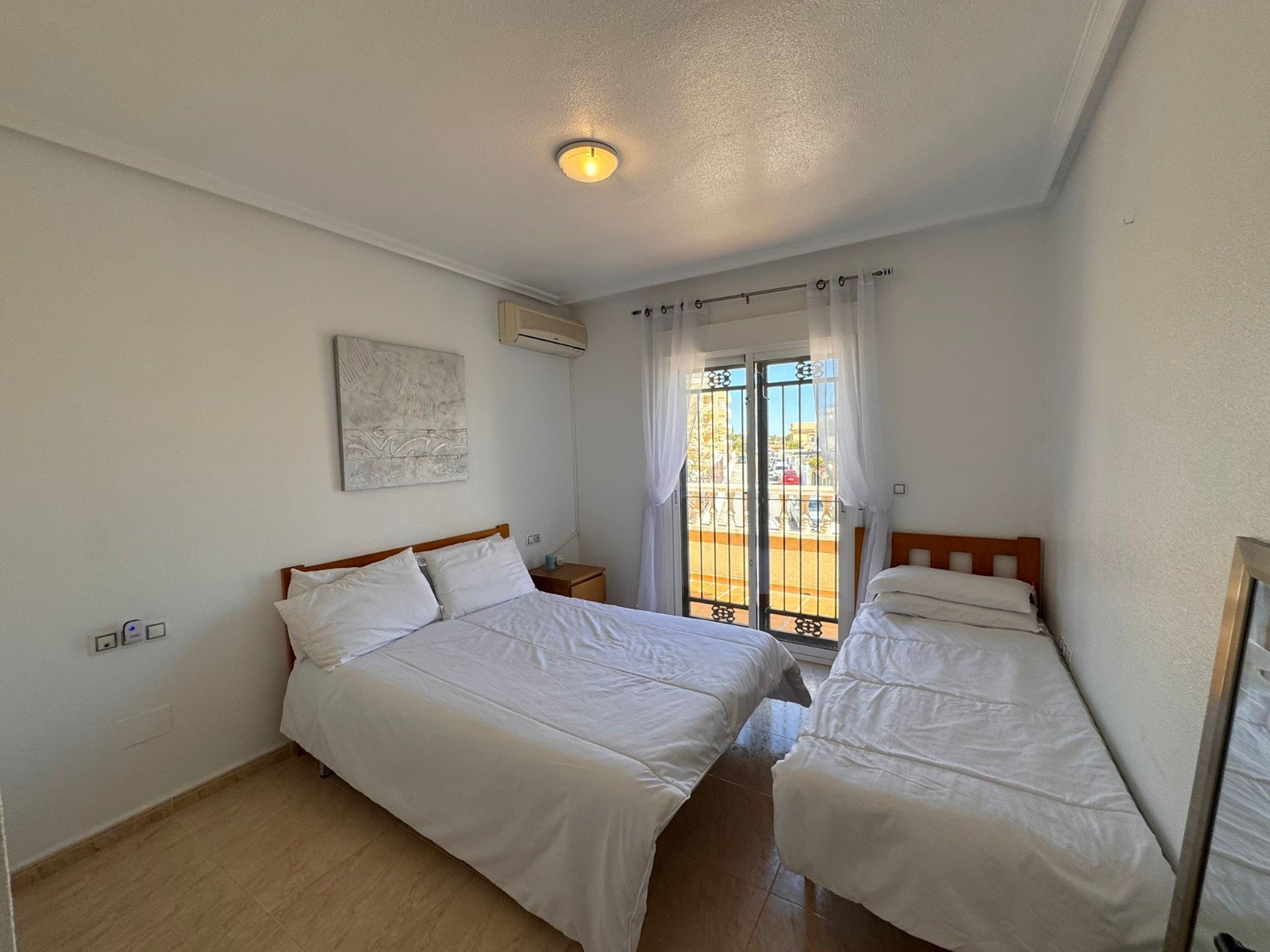 o_1jl6kqhkllp19jttjc14ub1mh332