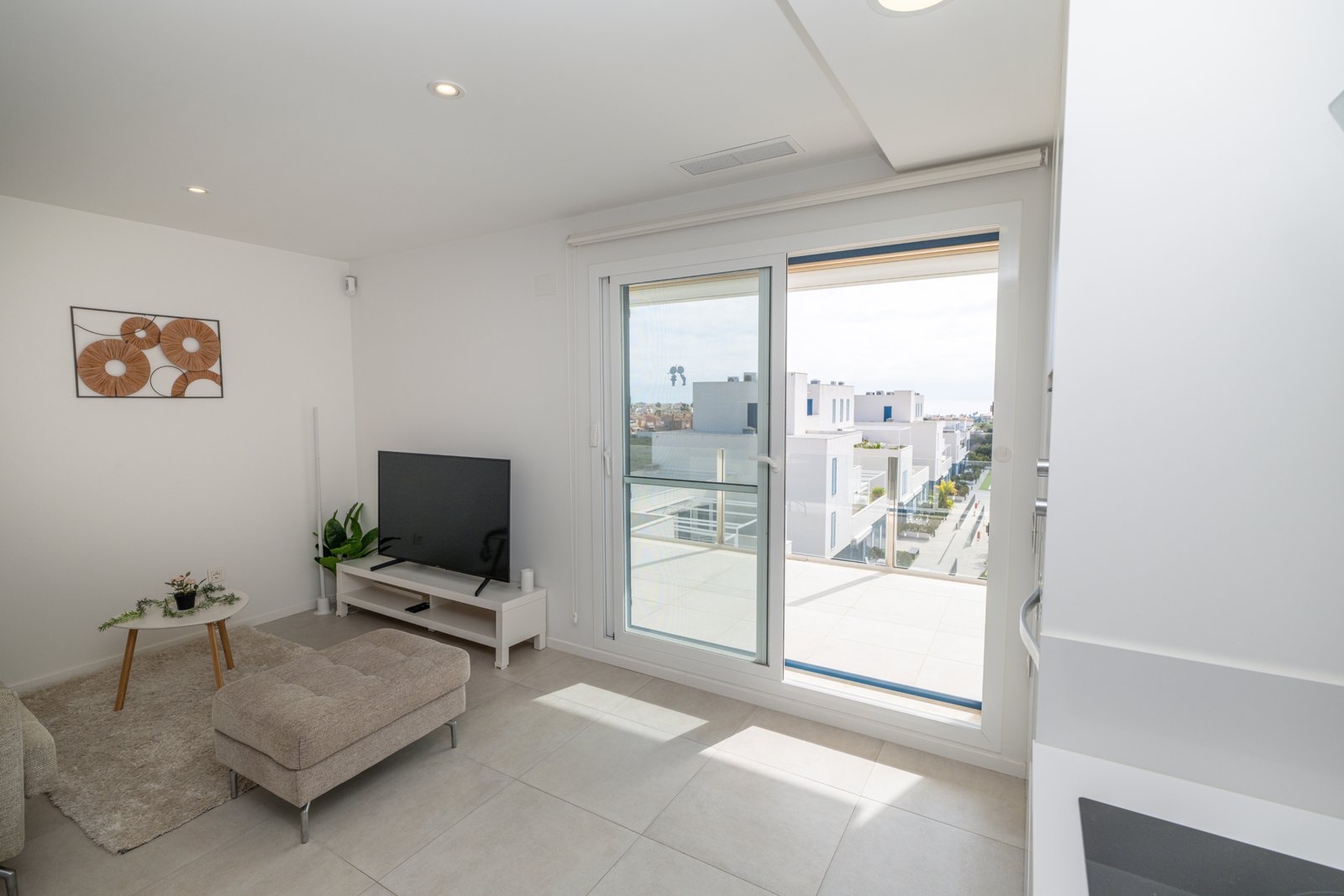 o_1jlh39vum3co12an1173lh0137q2g