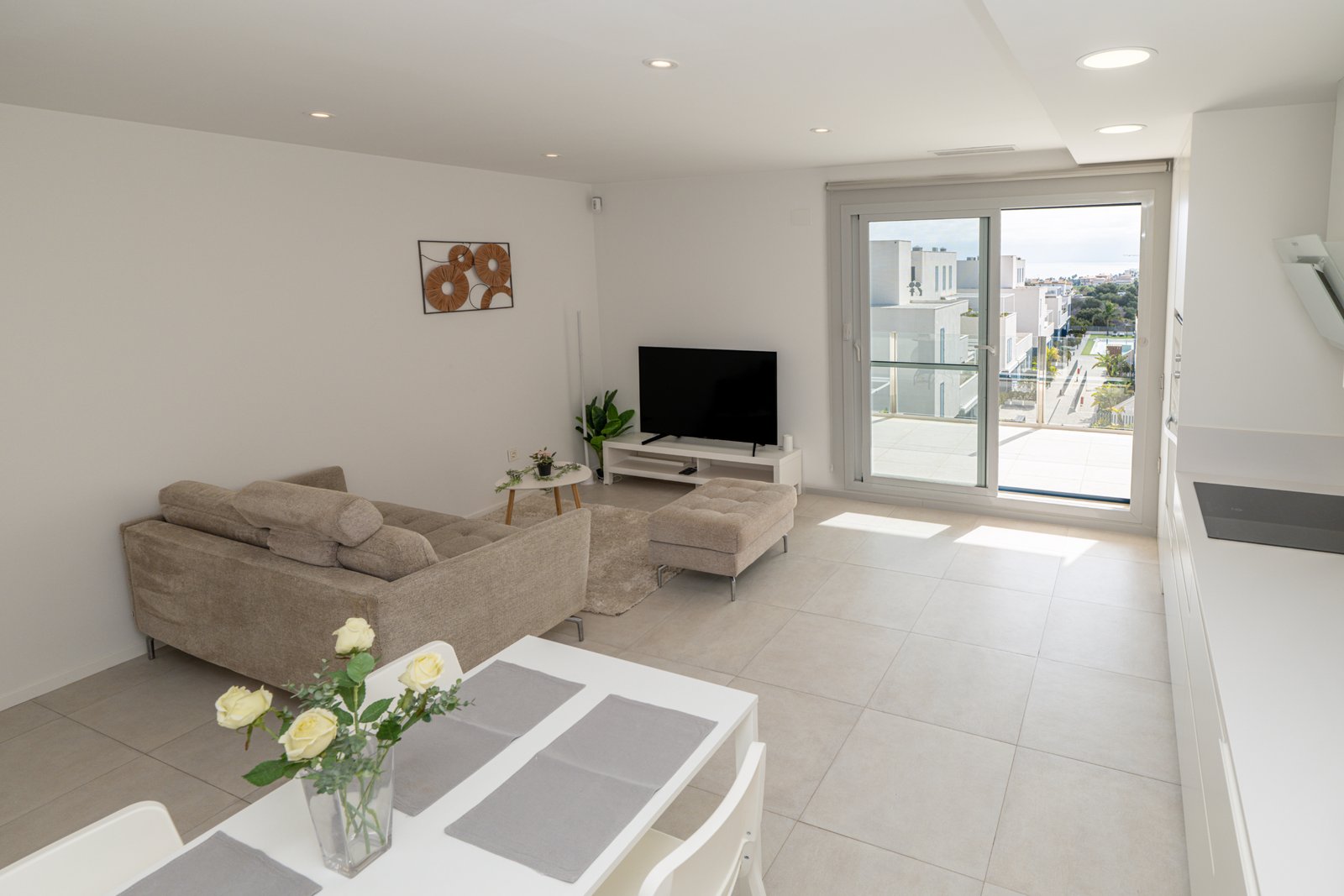 o_1jlh39vumhih1ud766e1rdqjg229