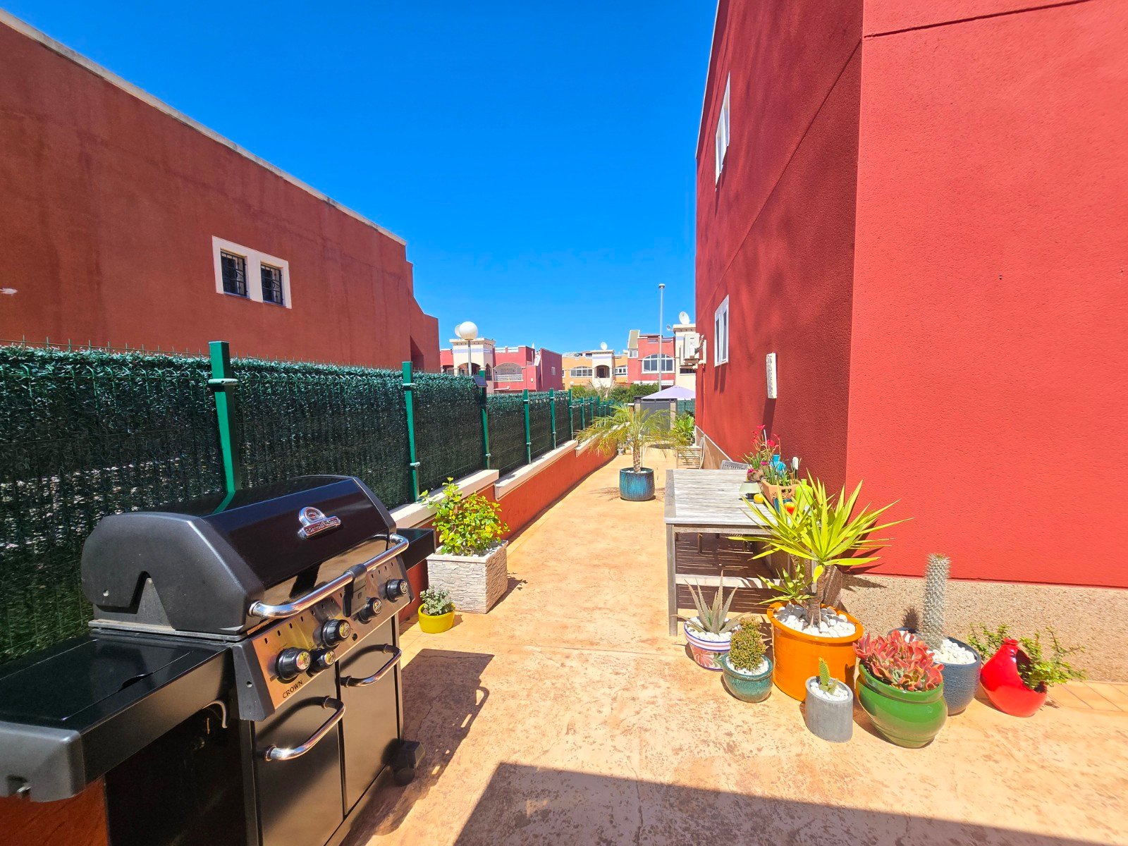 o_1jlho1gva1j9a12lfdgk1am21but2s