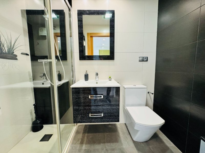 o_1jlm1qfoi1m6r68h1ms41dguo8a4i