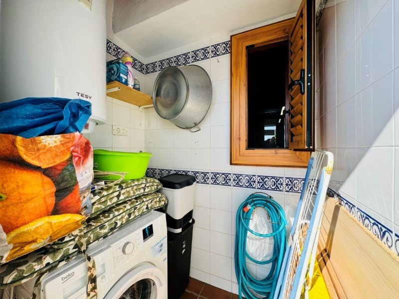 o_1jlm1qfoigh79mvfs11o641aae3s