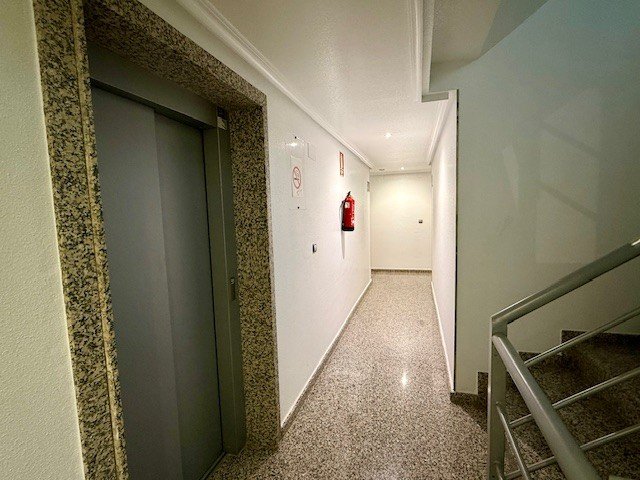 o_1jm8oepqm1so21ga0serfkprm32r