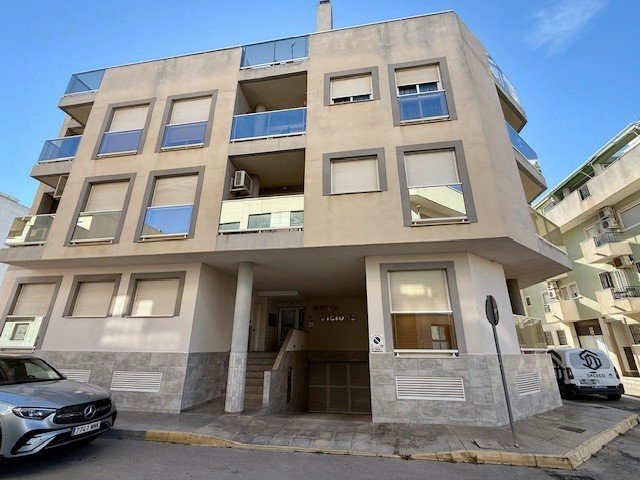 o_1jm8oepqmccfk37a6e1t9s1rap2v