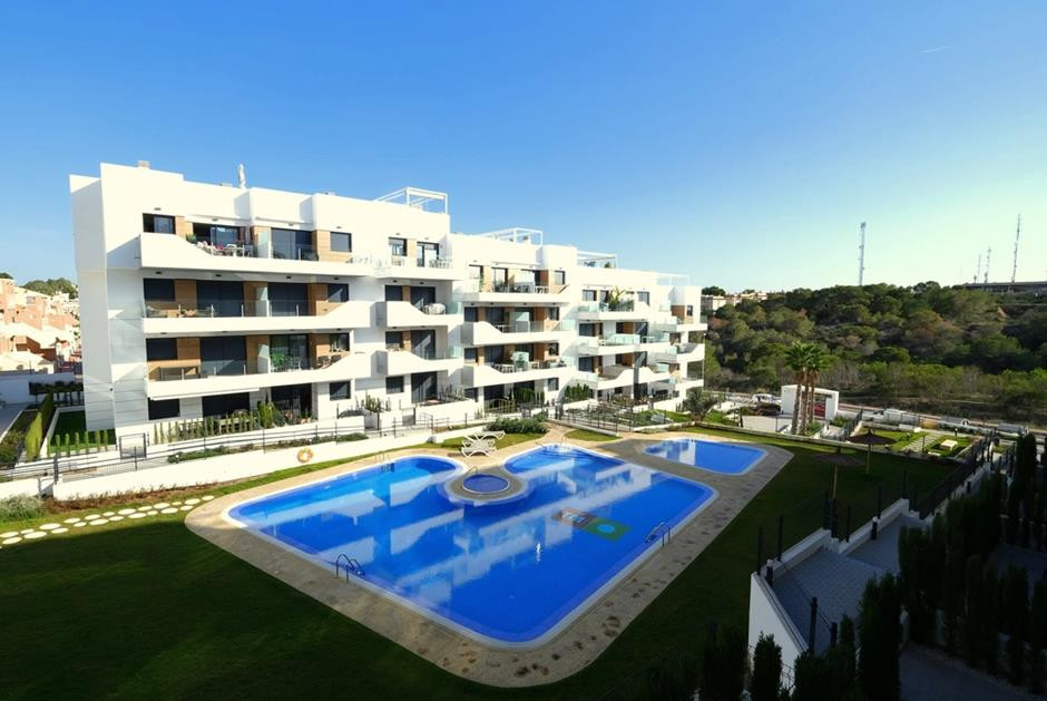 o_1jmrb0kor1qg8hne1pln18pj1tuf2c Apartment in Villamartin, Alicante