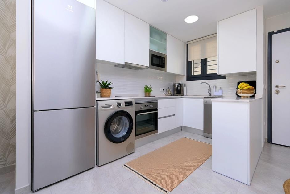 o_1jmrb0korvlv2l1u3b8s426q2i Apartment in Villamartin, Alicante