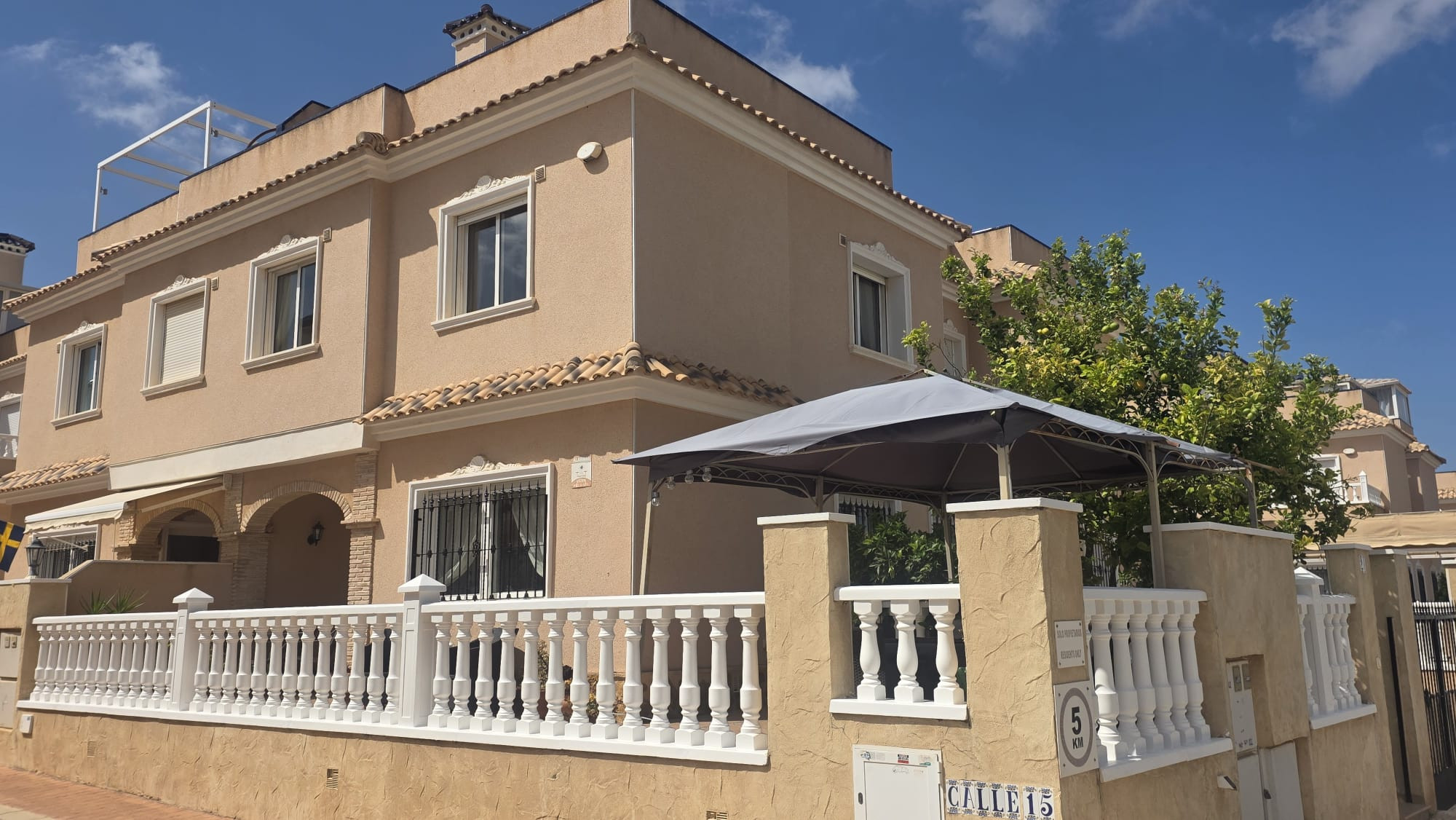 o_1jna9jo8h1c9g1o4k1f325vom22s.jpeg Villa for sale in Orihuela Costa