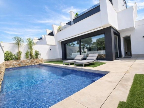 Villa for sale in Santiago de la Ribera