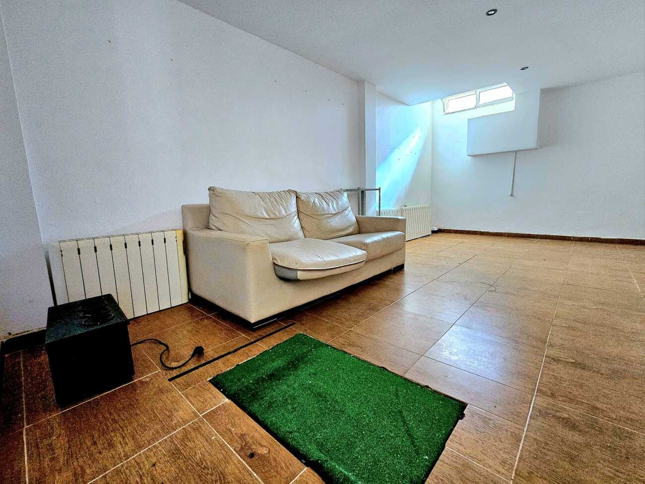 1300