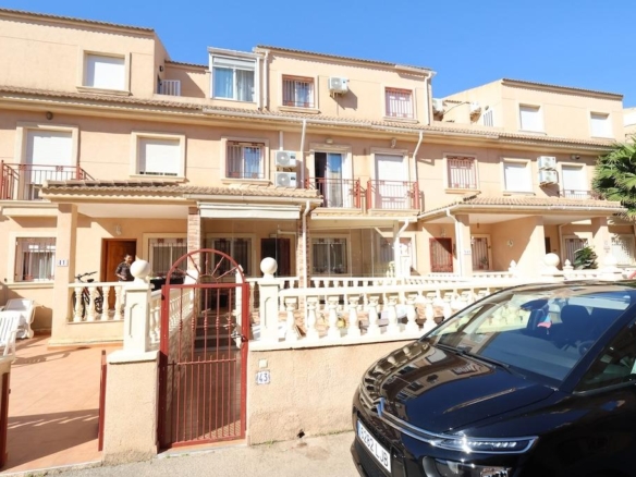 Duplex for sale in Orihuela Costa