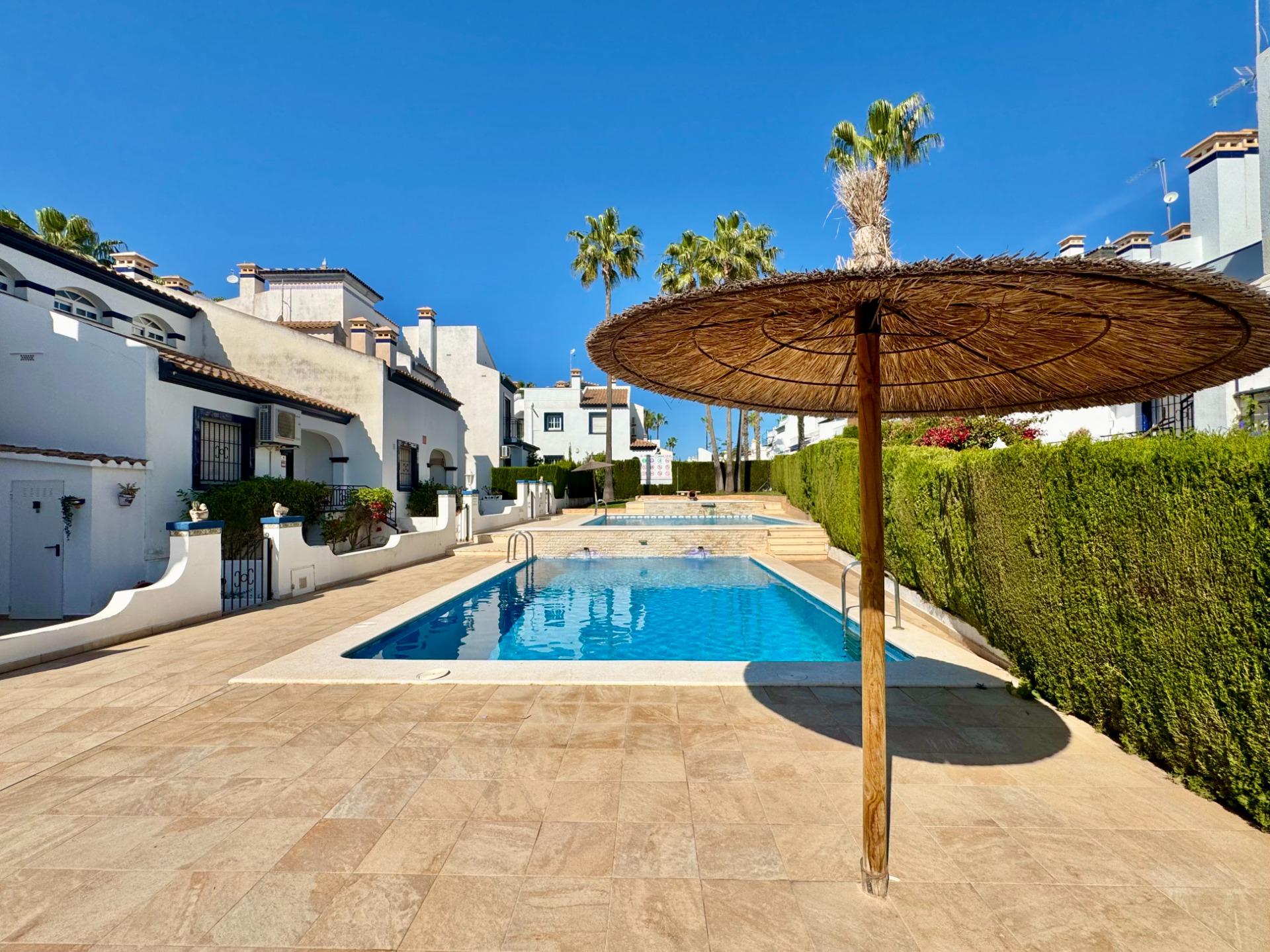 1-34 Bungalow in Orihuela Costa, Alicante