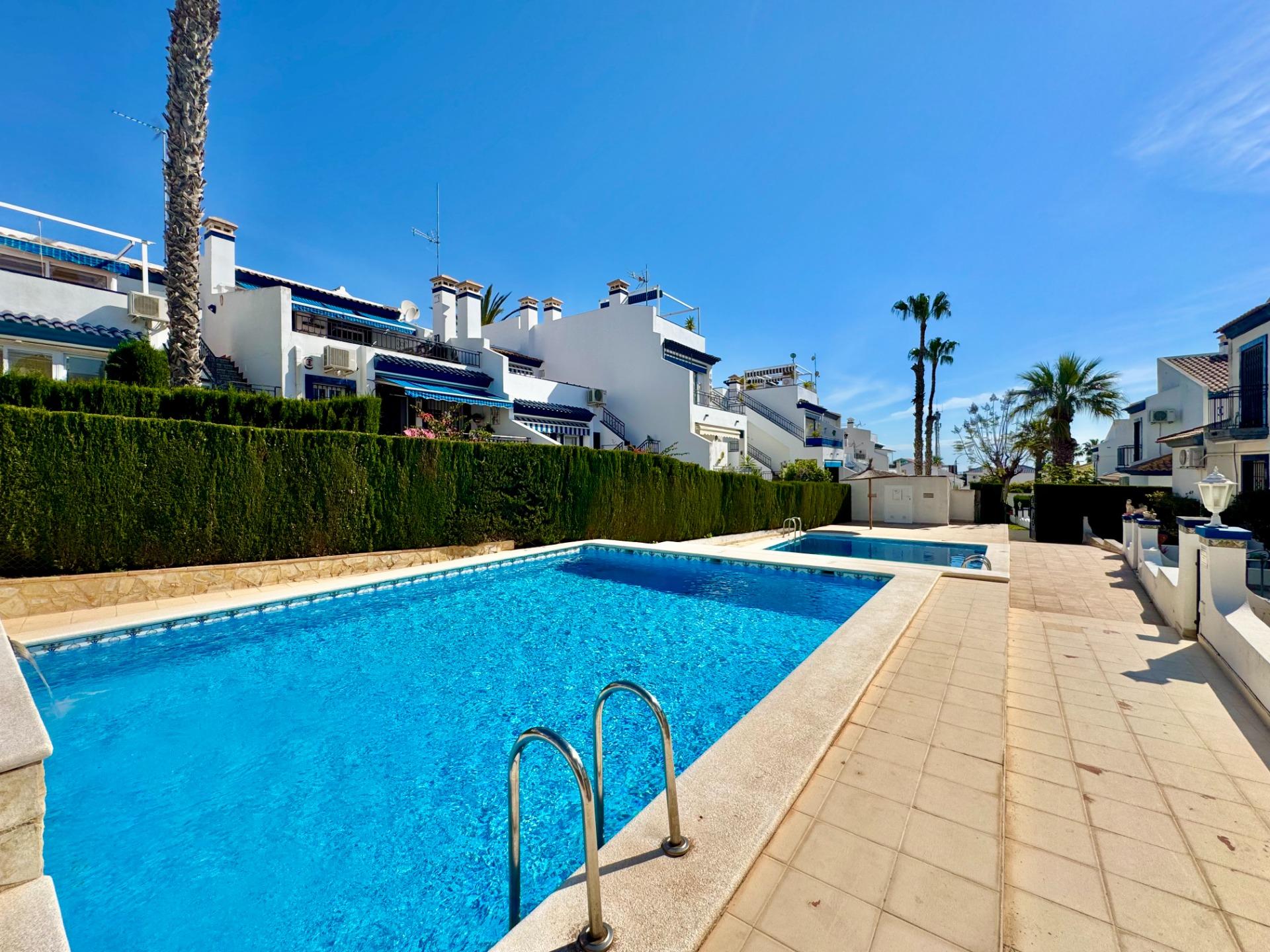 1-35 Bungalow in Orihuela Costa, Alicante