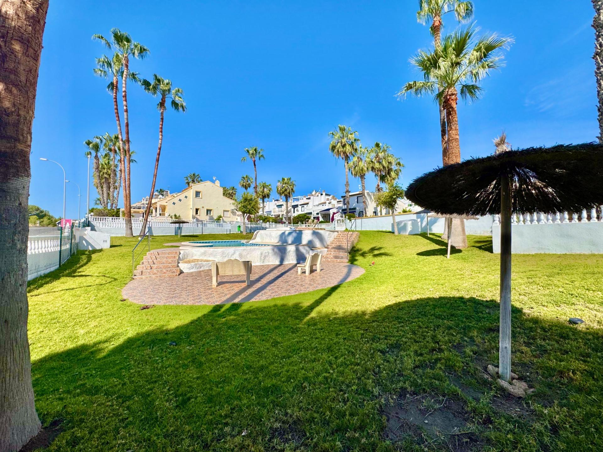 1-36 Bungalow in Orihuela Costa, Alicante