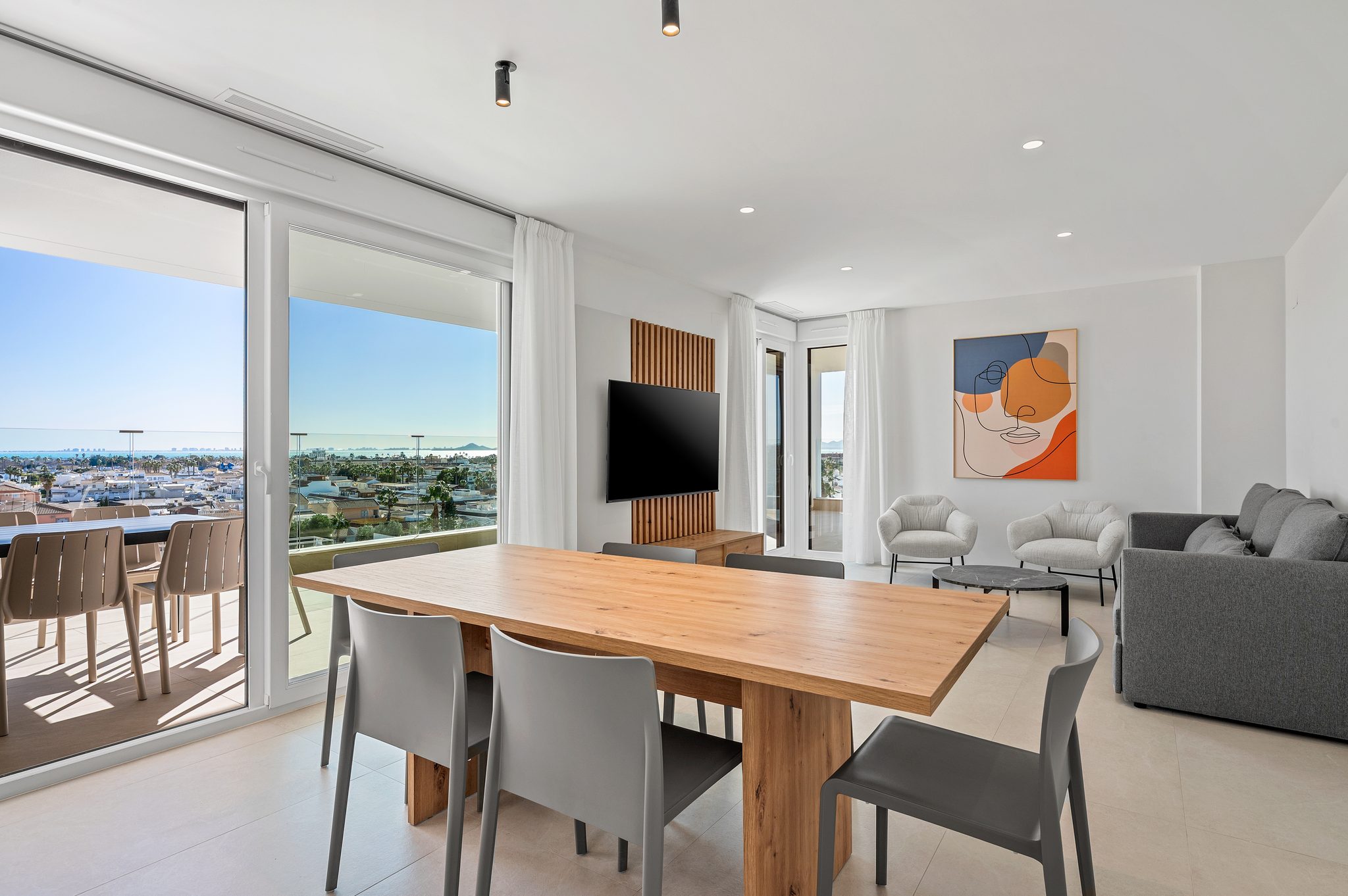 10 Luxury Key Ready Apartment with Tourist Licence in Los Alcázares