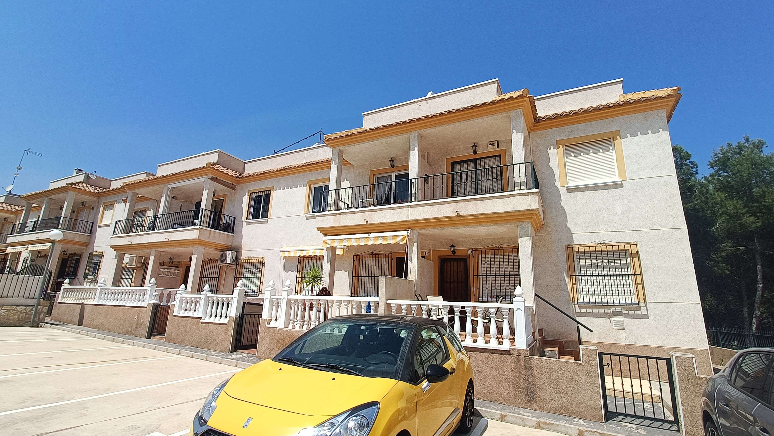 13434_410767_050526110637_1.2 Alicante – Sunrise Dream Properties