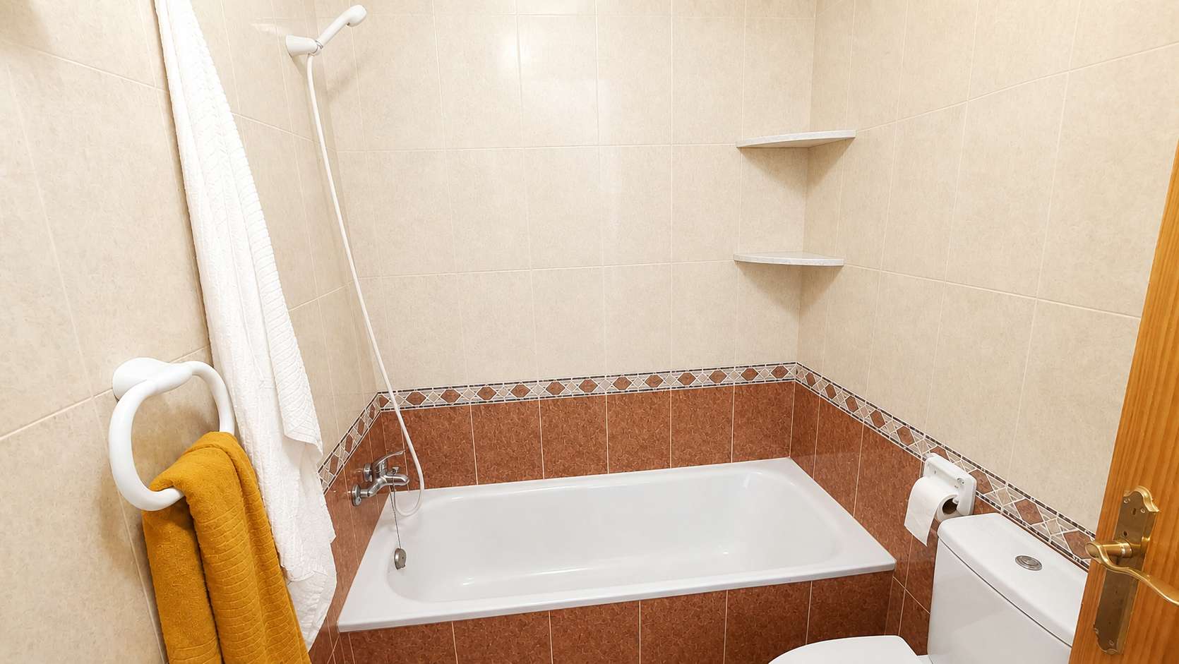 13434_410767_050526111013_10 Apartment in Algorfa – Montemar, Alicante