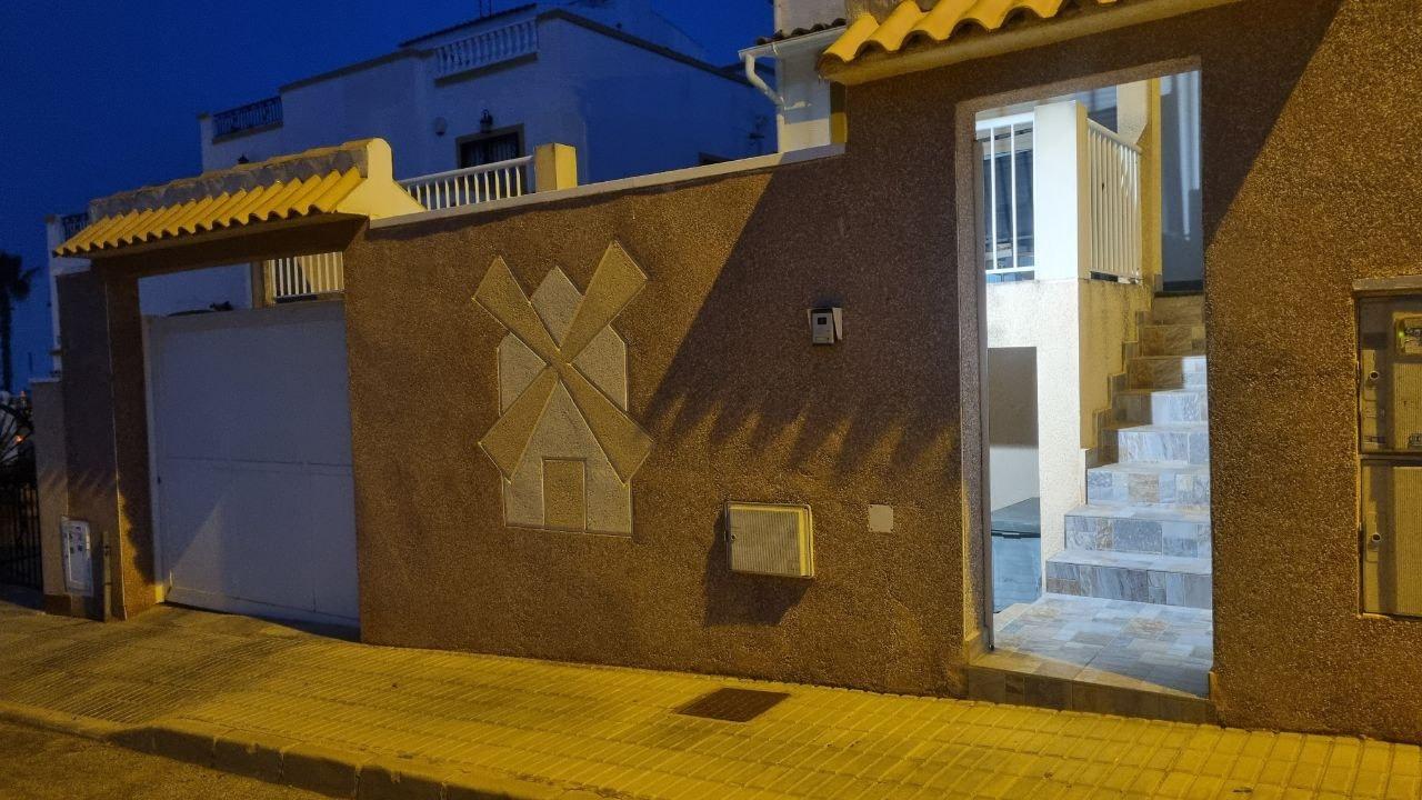 2-33 Town House in Orihuela Costa, Alicante