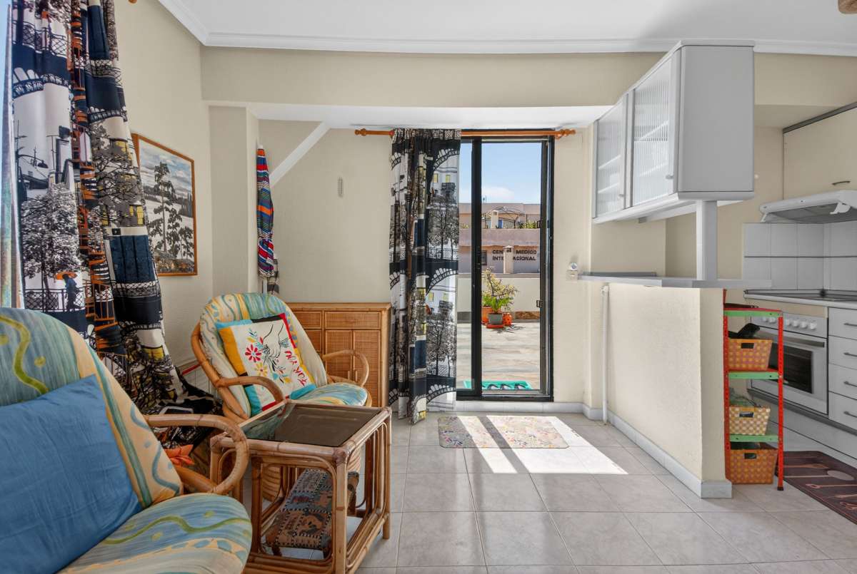 20260401094737000000_DSC02684 Apartment in Punta Prima, Alicante