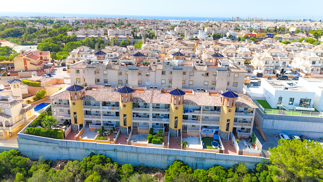 24_xlarge Apartment in Cabo Roig, Alicante