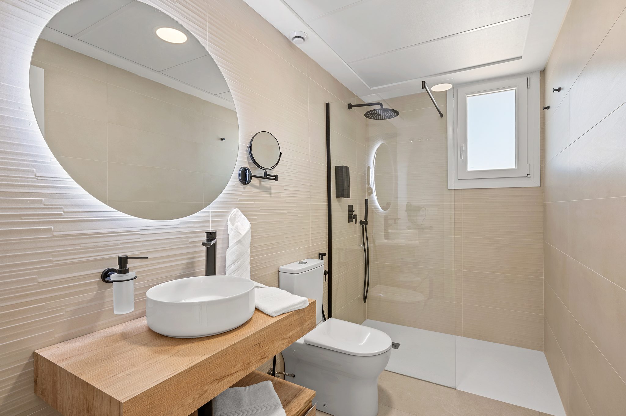 25 Luxury Key Ready Apartment with Tourist Licence in Los Alcázares