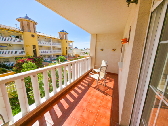 Apartment for sale in Cabo Roig