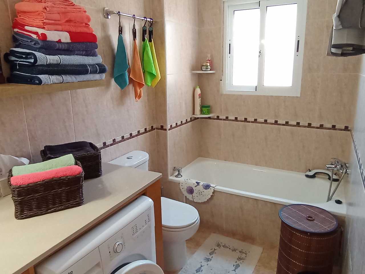 1280