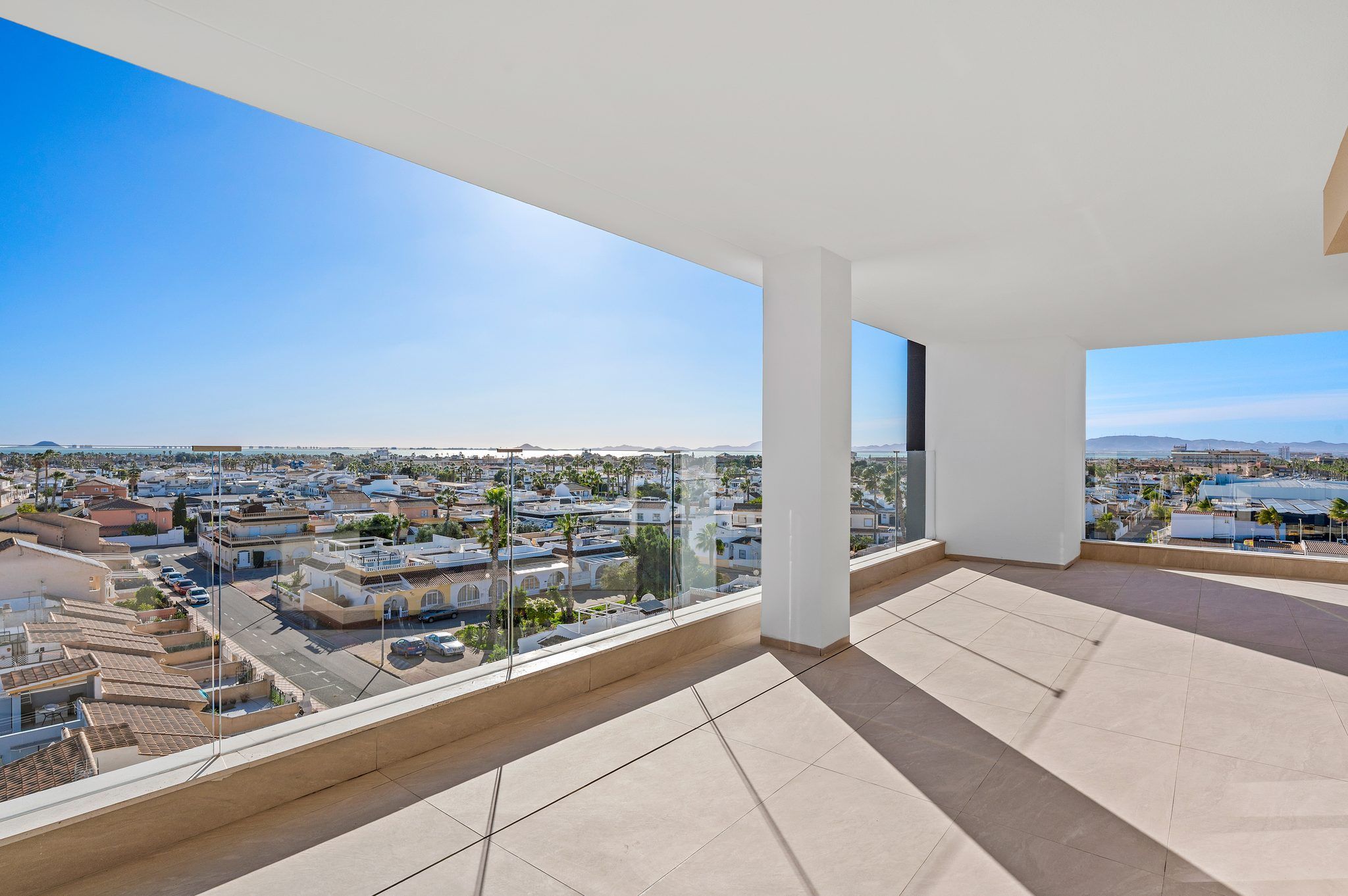 30 Luxury Key Ready Apartment with Tourist Licence in Los Alcázares