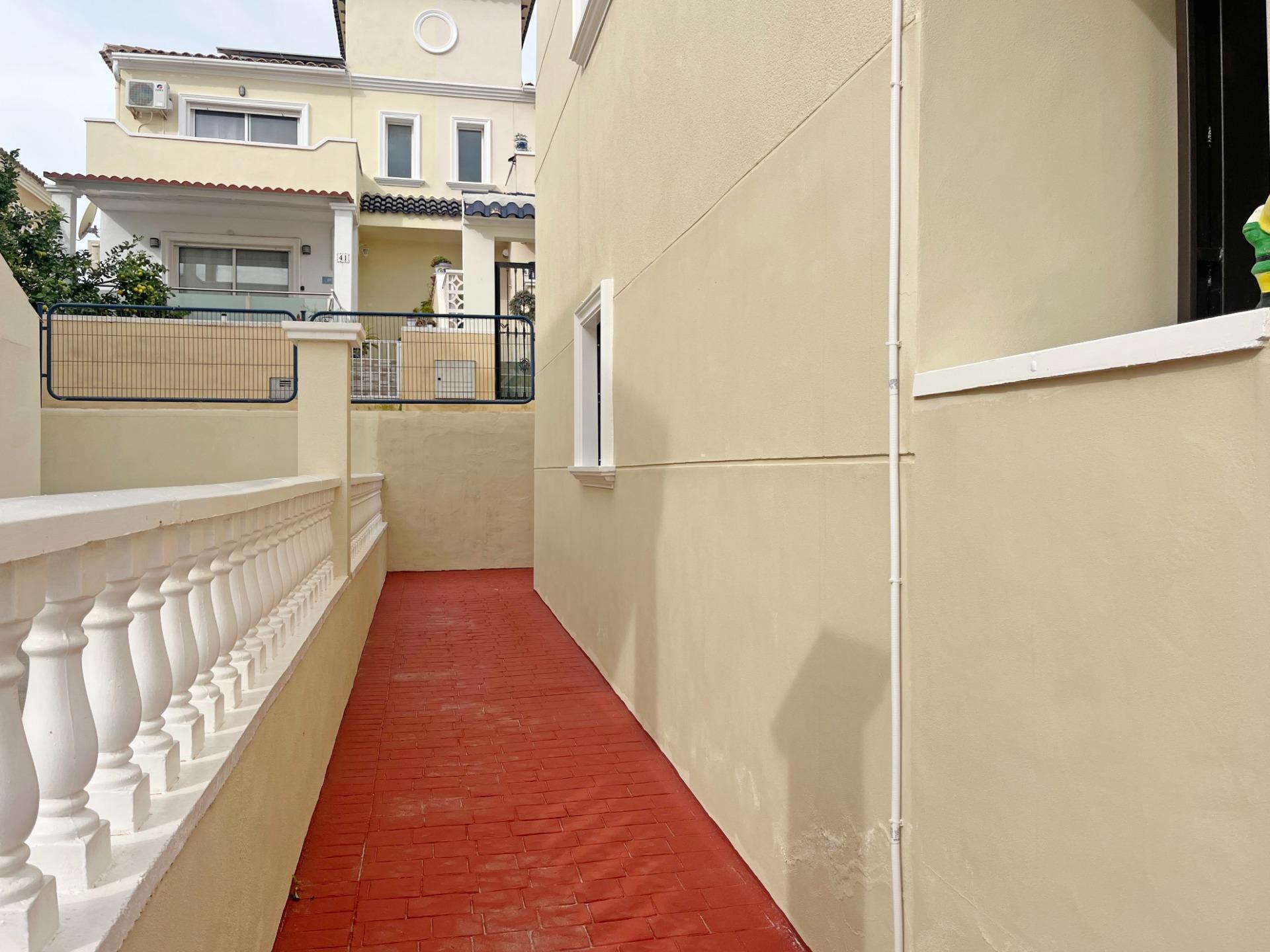38-20 Duplex in San Miguel de Salinas, Alicante