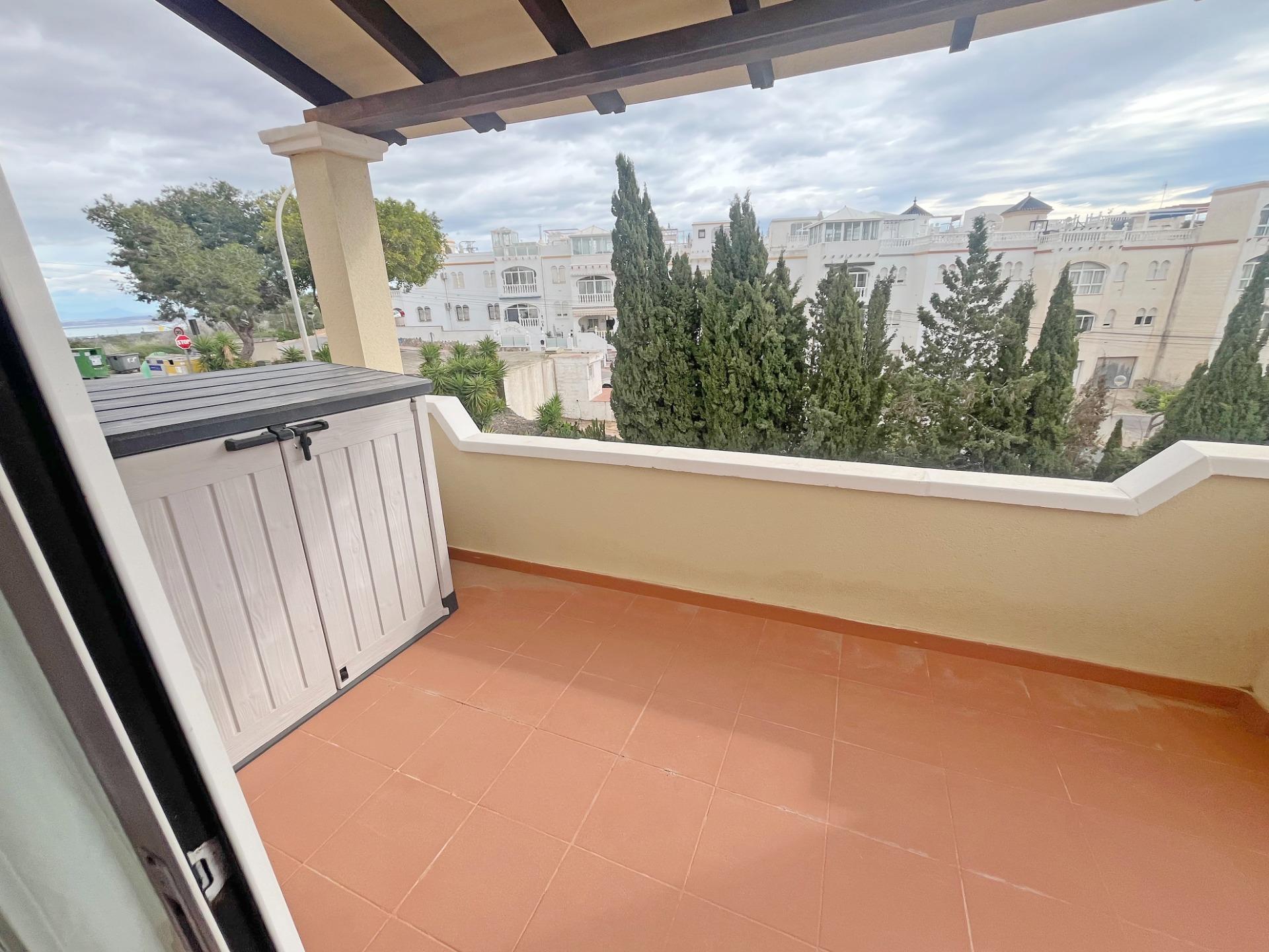 38-22 Duplex in San Miguel de Salinas, Alicante