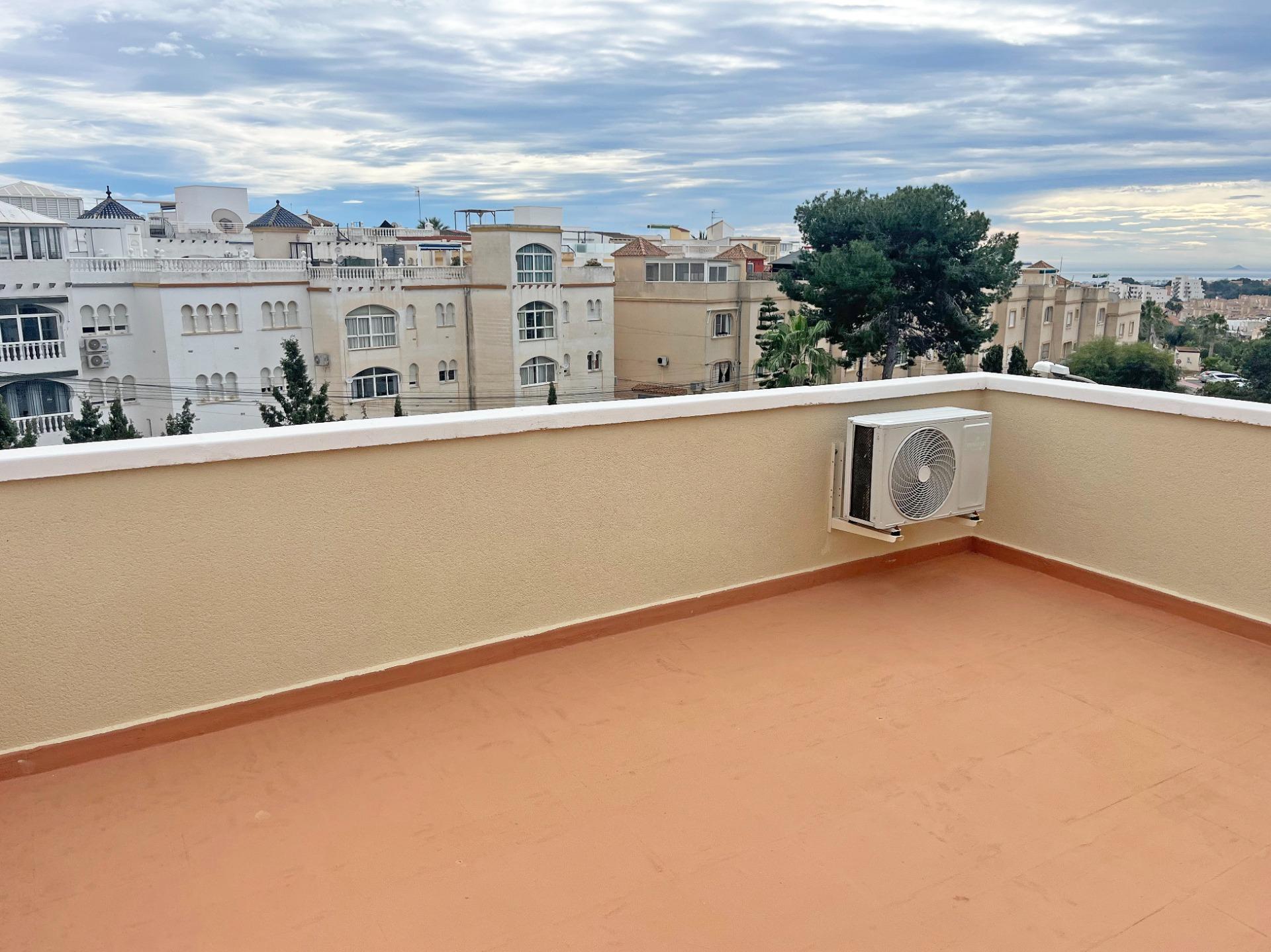 38-25 Duplex in San Miguel de Salinas, Alicante