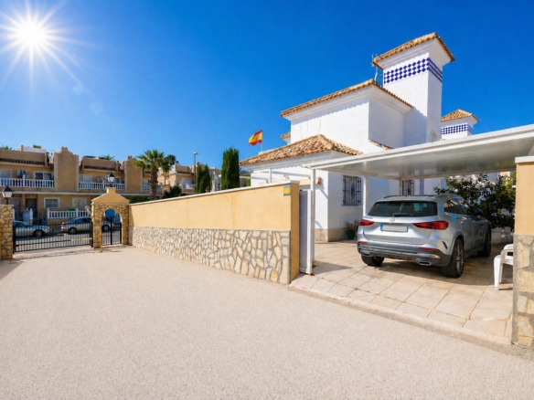 Town House for sale in Orihuela Costa