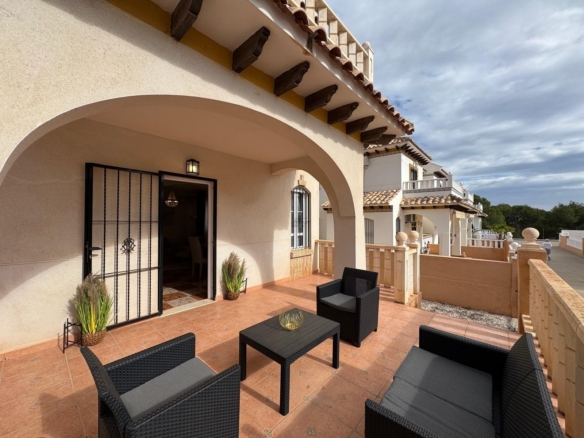 Town House for sale in Orihuela Costa