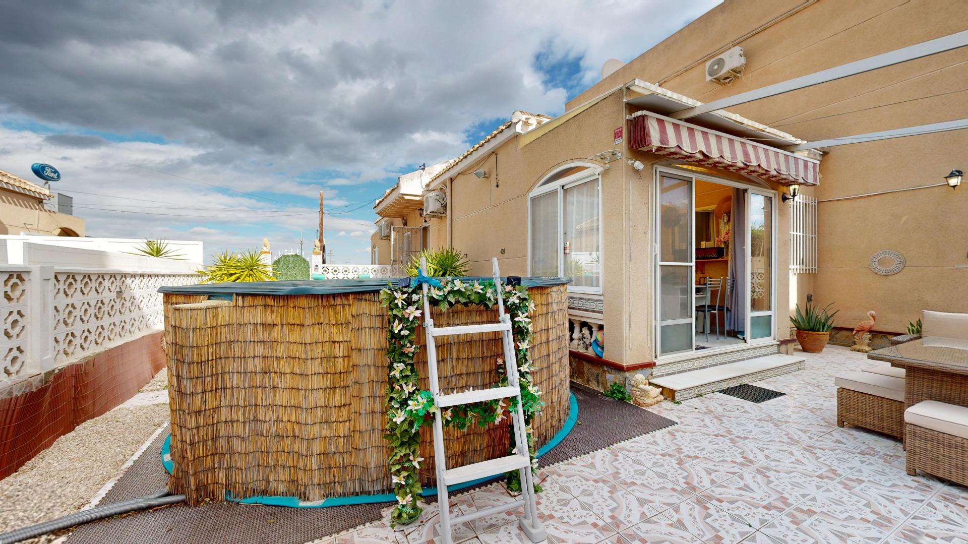4-15 Semi Detached in San Miguel de Salinas, Alicante