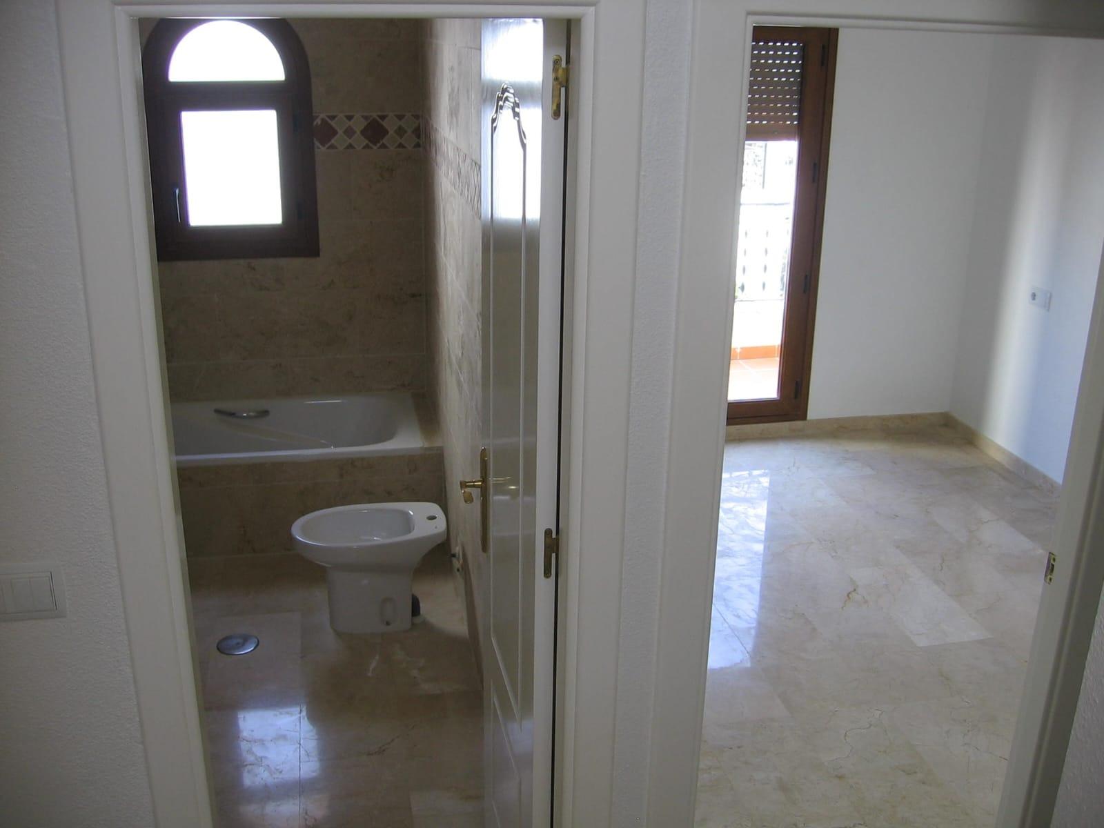 4-17 Town House in Orihuela Costa, Alicante
