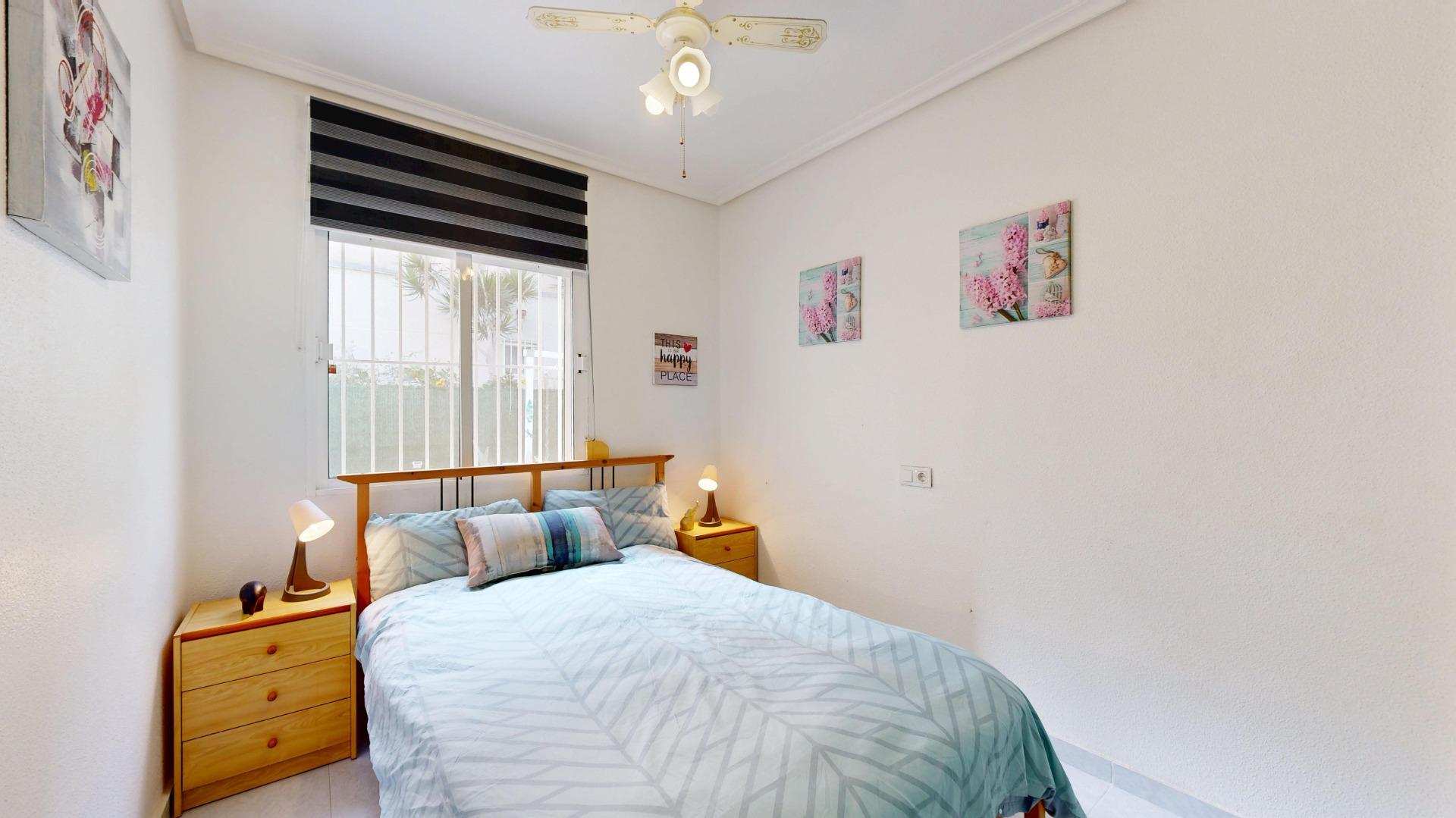 4-6 Semi Detached in San Miguel de Salinas, Alicante