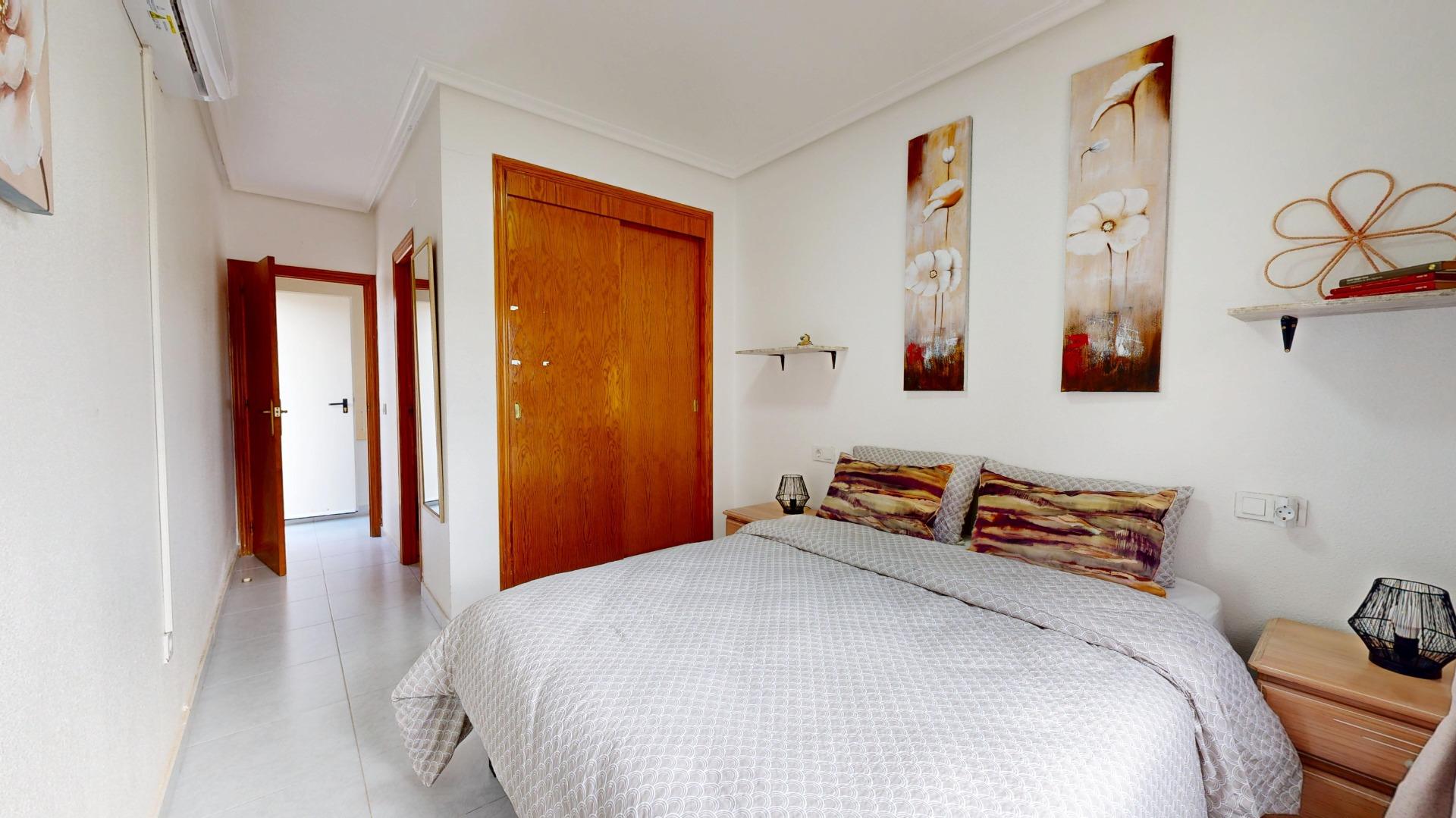 4-7 Semi Detached in San Miguel de Salinas, Alicante