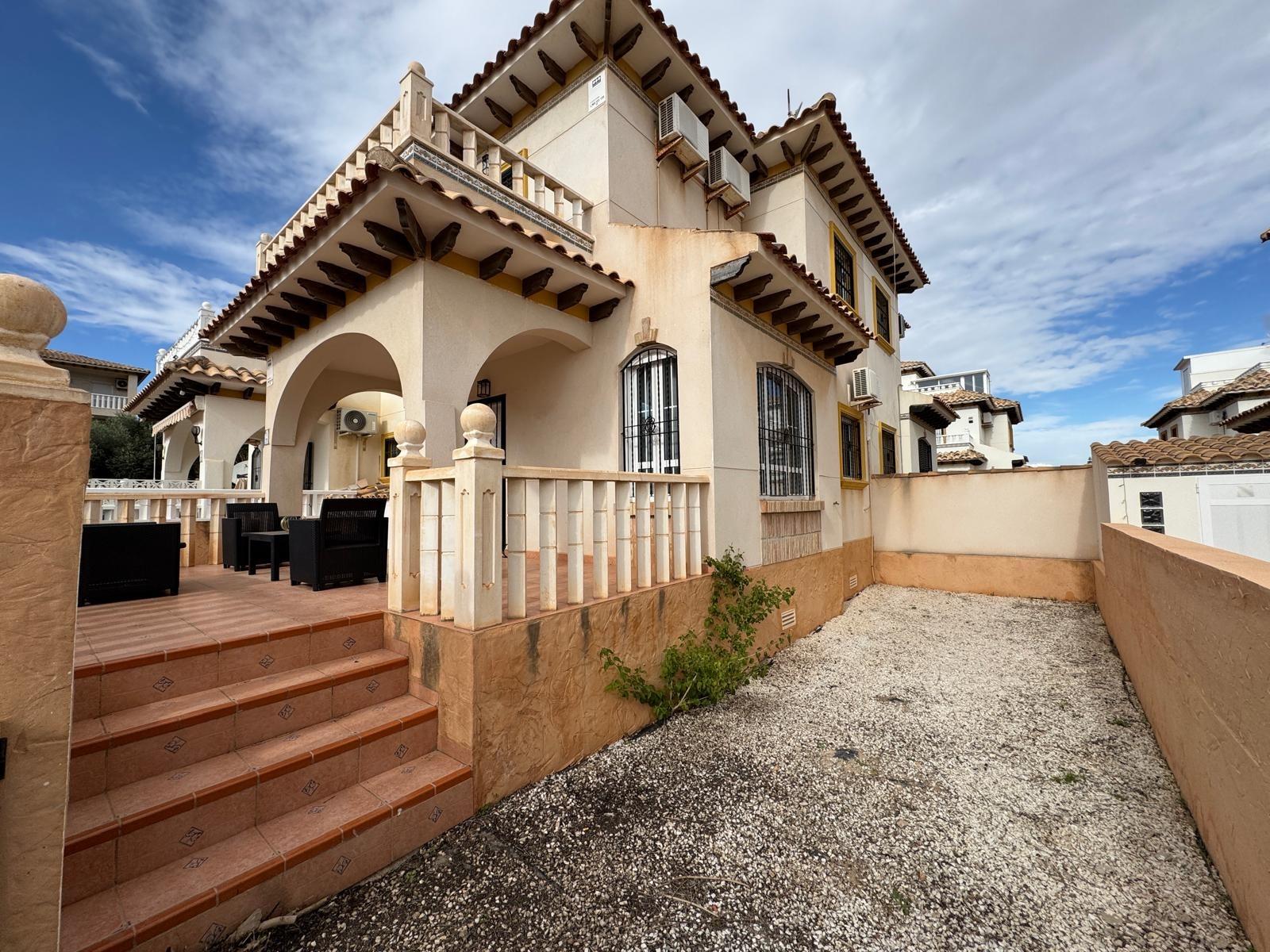 4-7 Town House in Orihuela Costa, Alicante