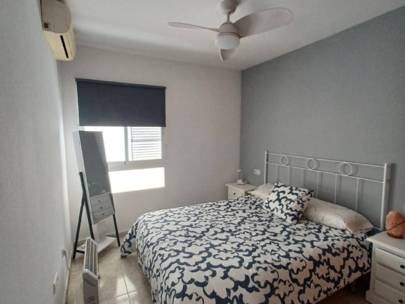Bungalow for sale in Los Alcazares