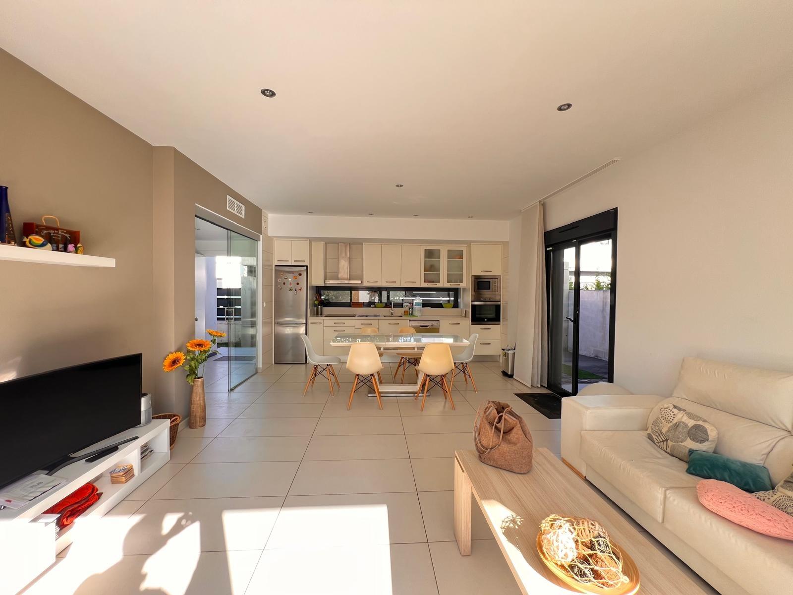 5-32 Villa in Orihuela Costa, Alicante