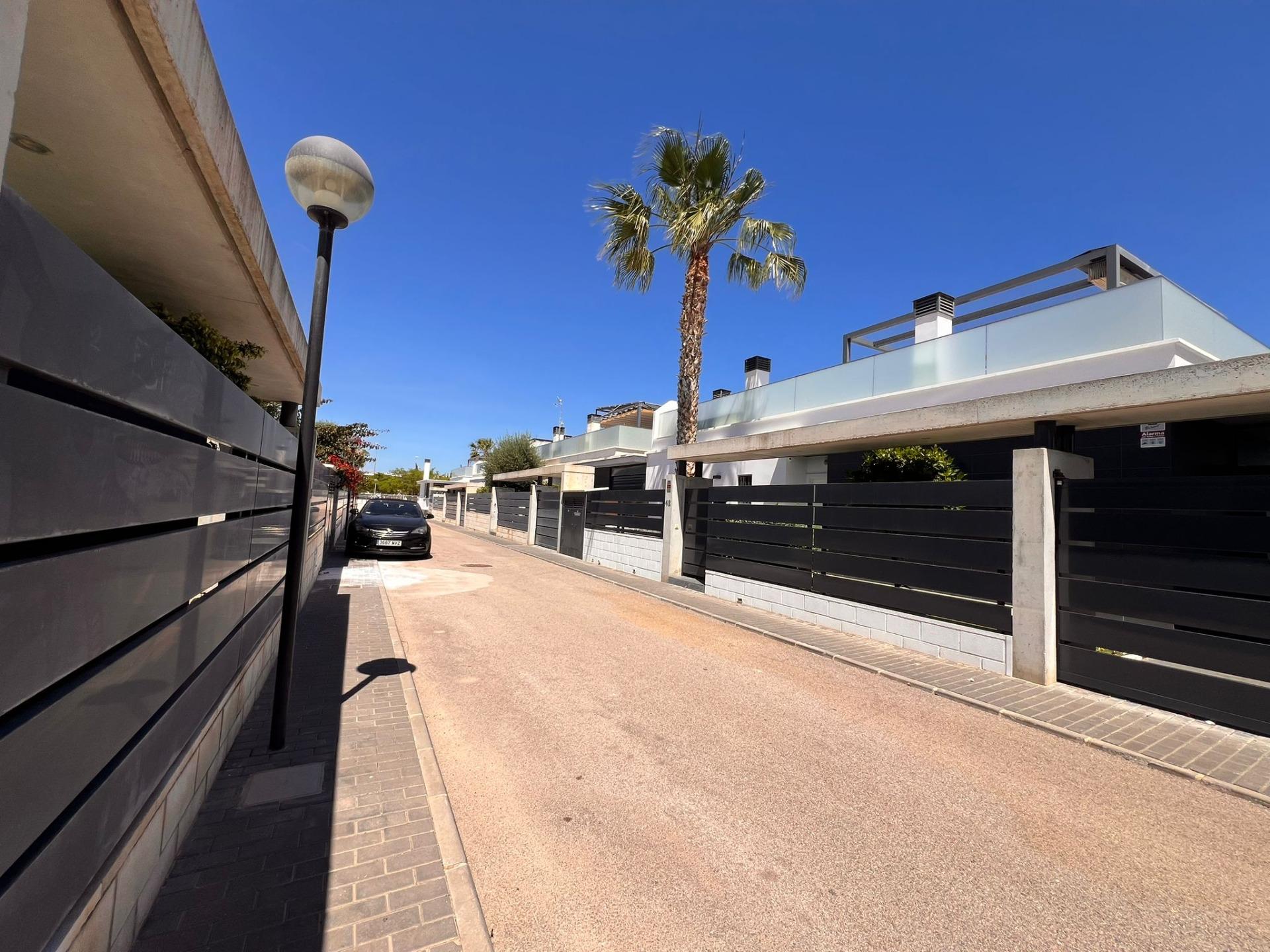 5-33 Villa in Orihuela Costa, Alicante