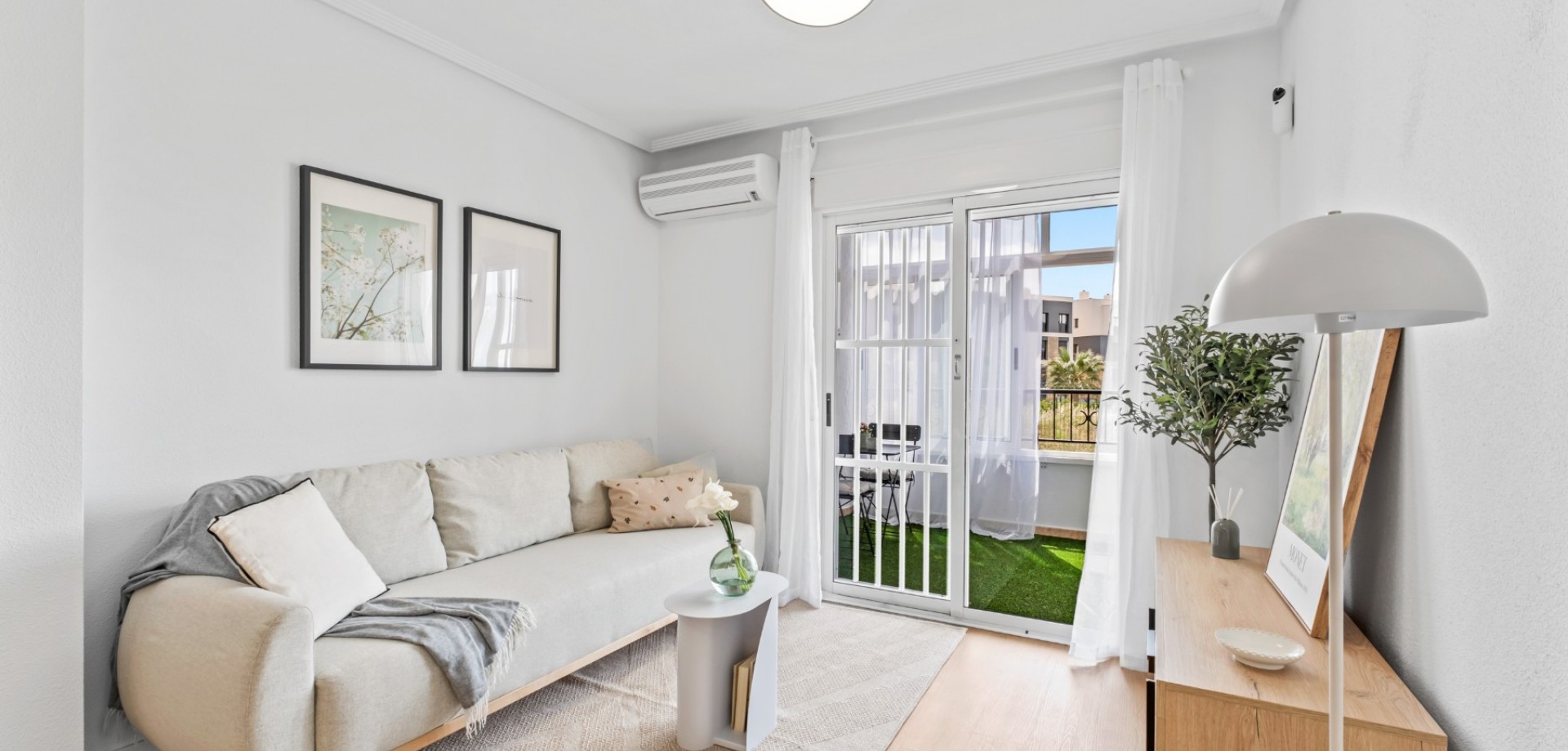735039_xl Apartment in Orihuela Costa, Alicante